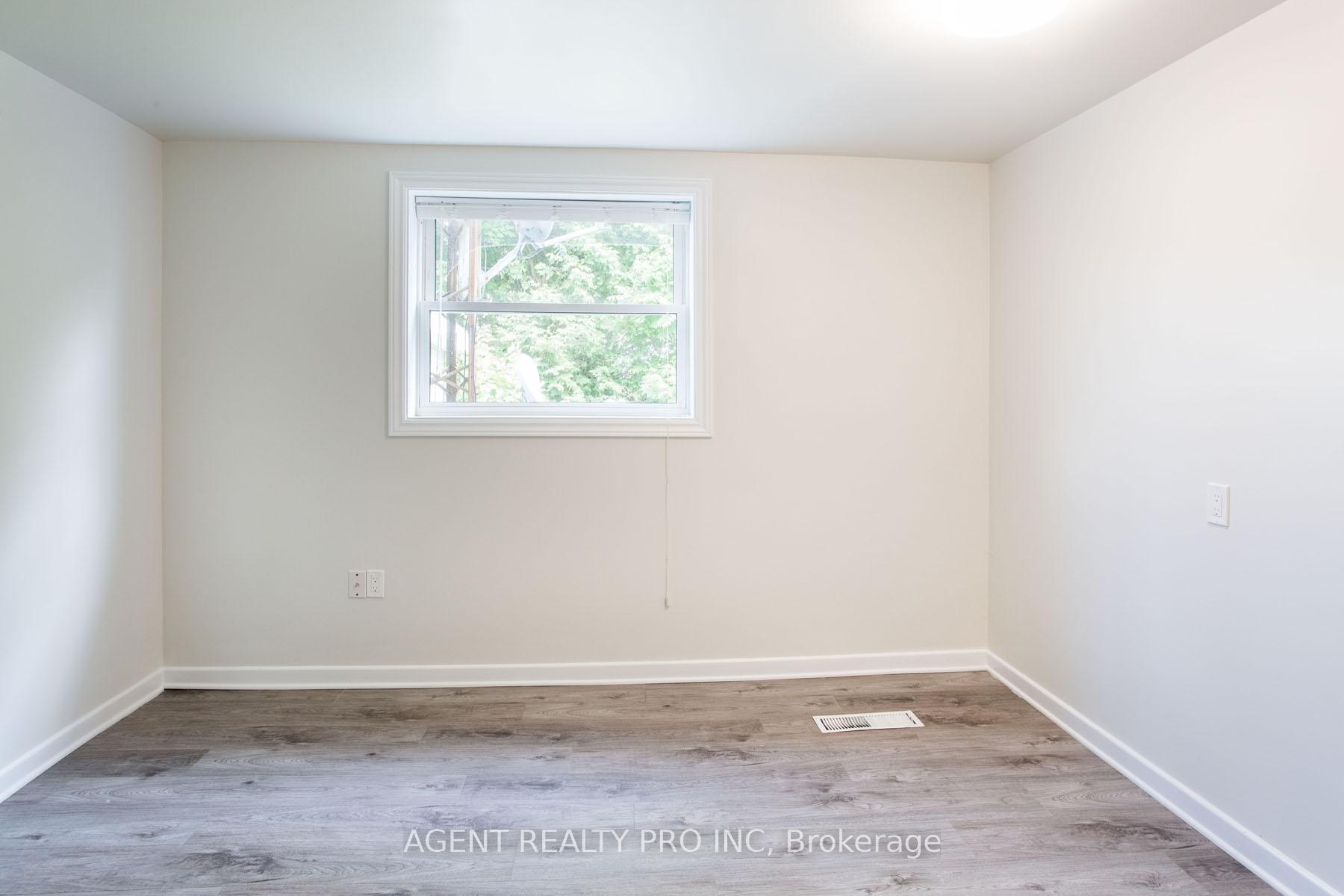Photo 2 of 24264 Coldstream Road, Middlesex Centre, Rural Middlesex Centre — HOMEH