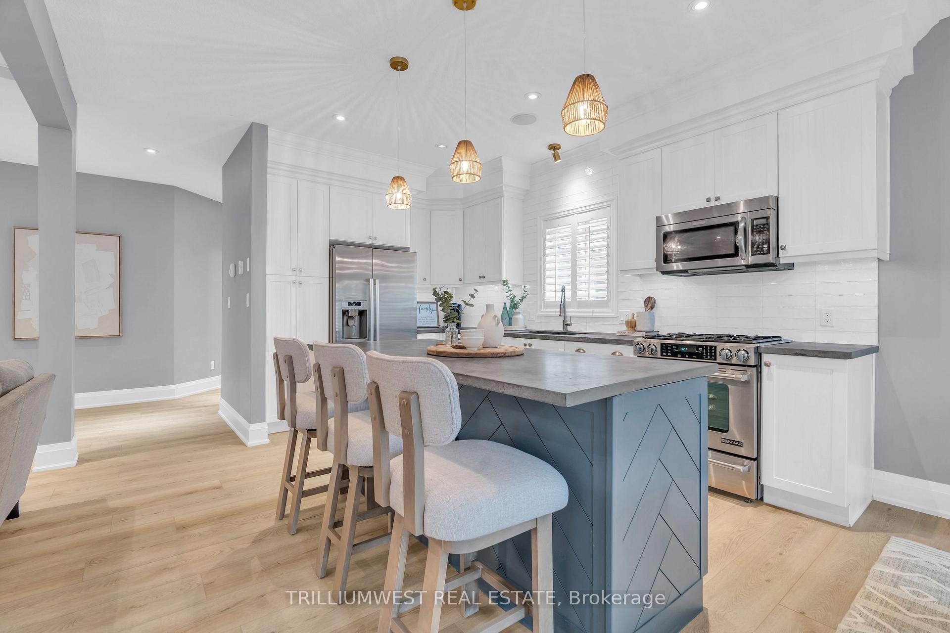 Photo 9 of 293 Watervale Crescent, Kitchener — HOMEH