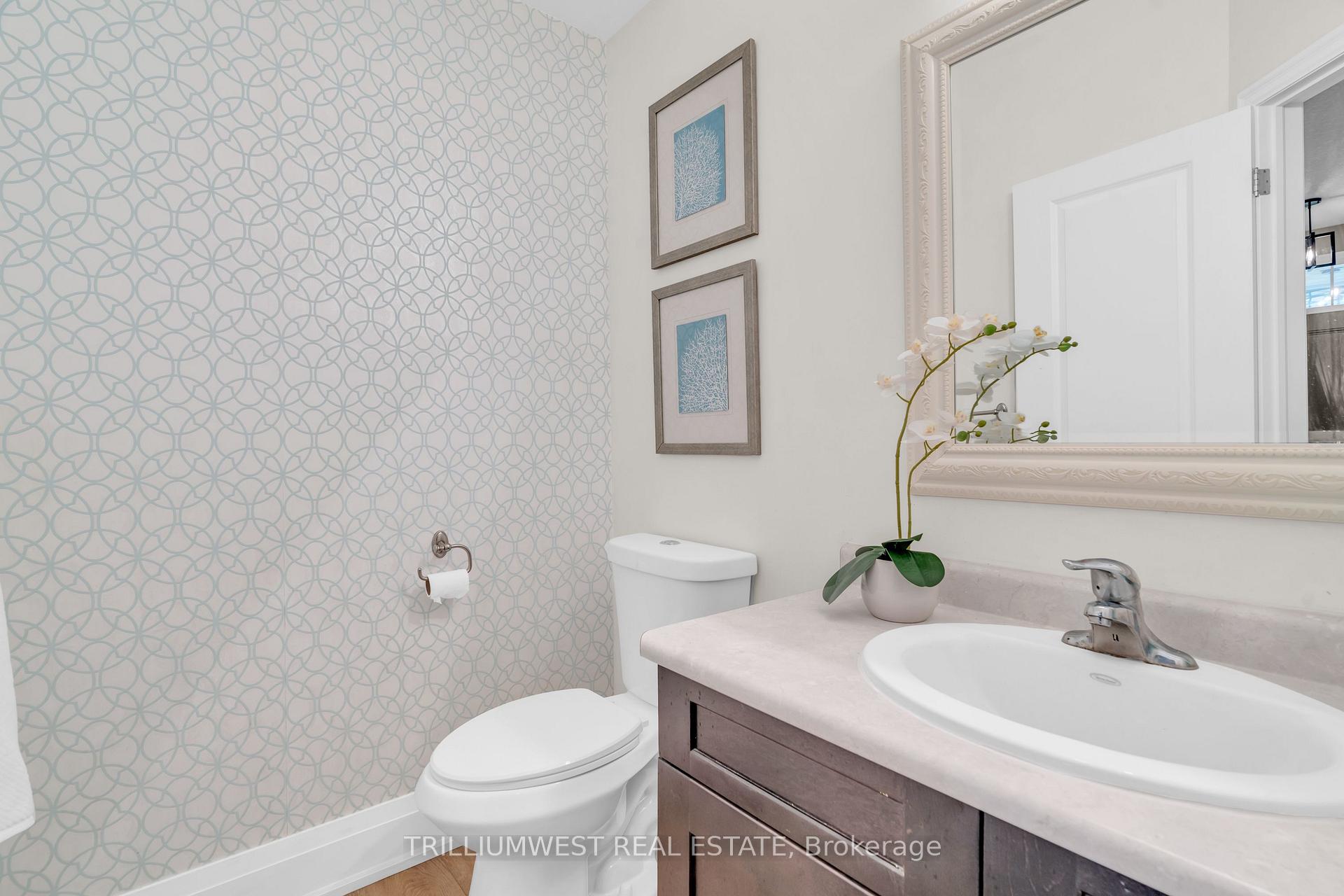 Photo 15 of 293 Watervale Crescent, Kitchener — HOMEH