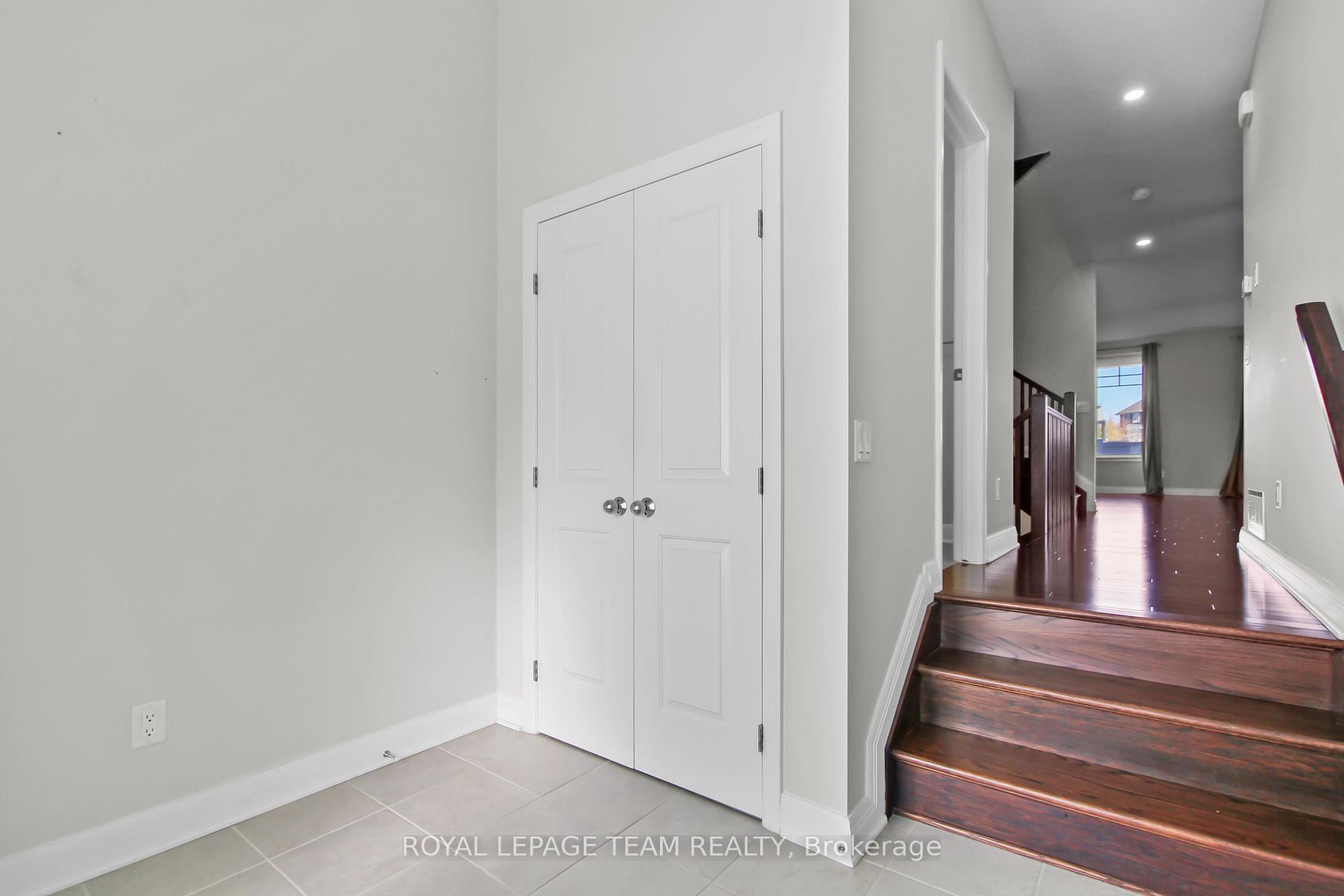 Photo 2 of 669 Gabriola Way, Ottawa, Kanata - Kanata Lakes/Heritage Hills — HOMEH
