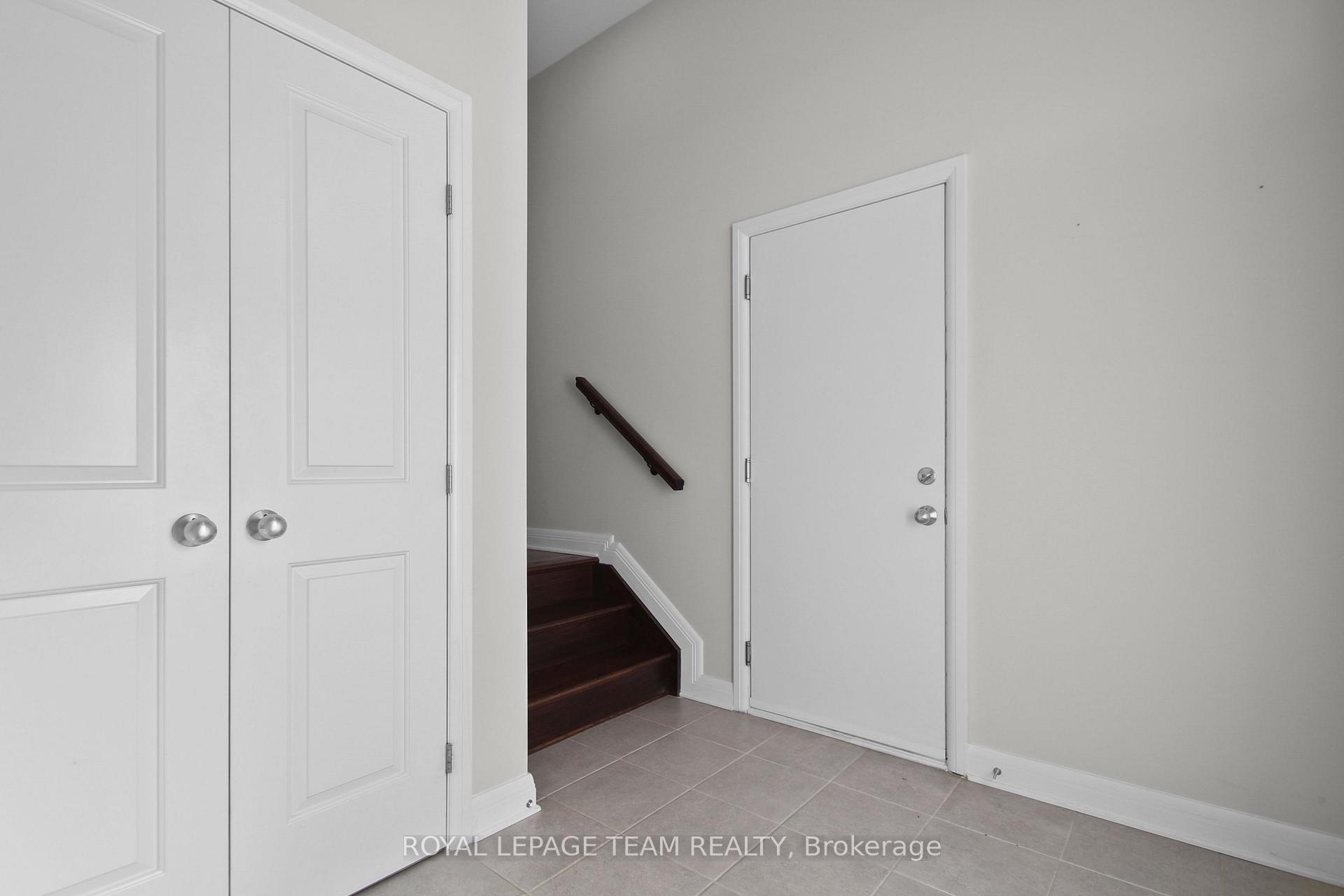 Photo 3 of 669 Gabriola Way, Ottawa, Kanata - Kanata Lakes/Heritage Hills — HOMEH