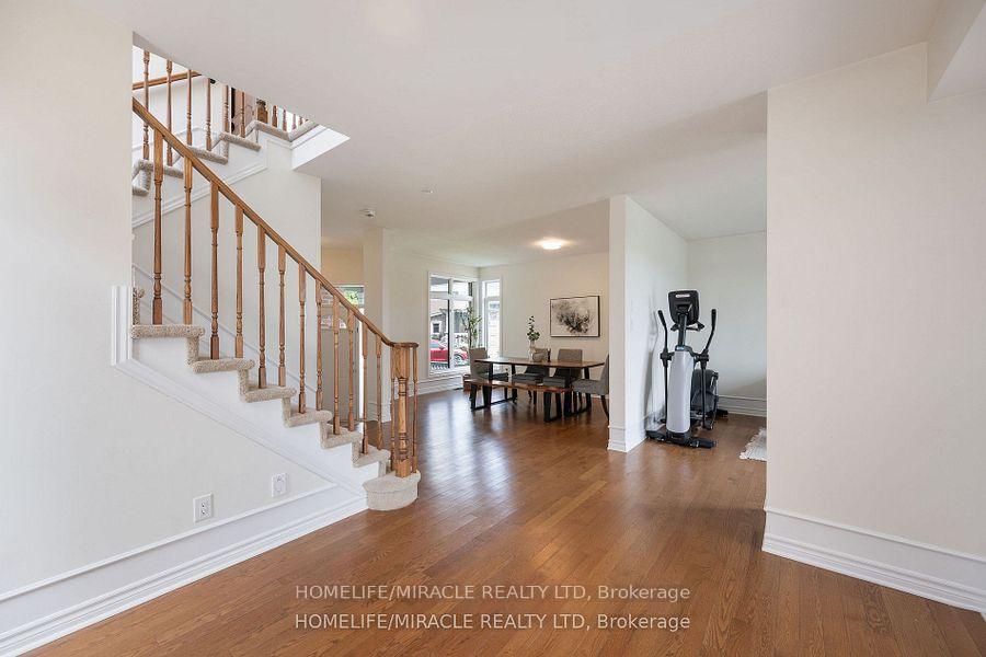 Photo 6 of 632 Bridleglen Crescent, Ottawa, Kanata - Emerald Meadows/Trailwest — HOMEH