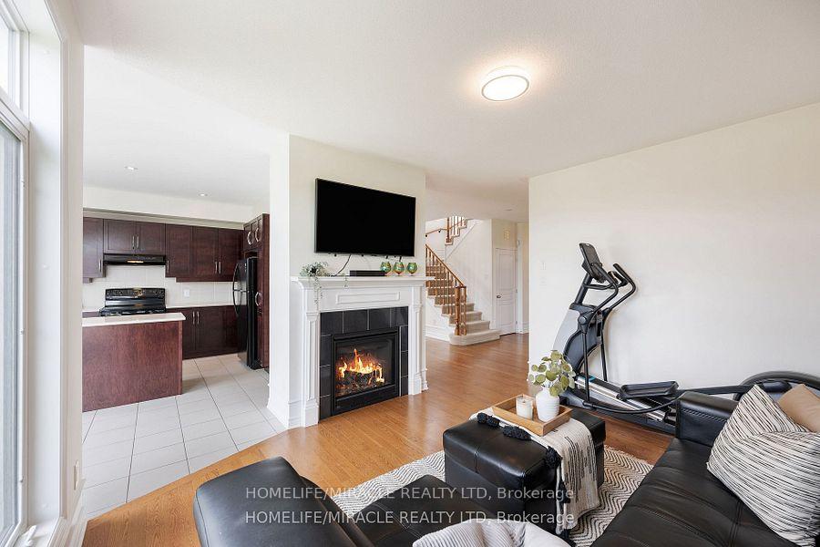 Photo 17 of 632 Bridleglen Crescent, Ottawa, Kanata - Emerald Meadows/Trailwest — HOMEH