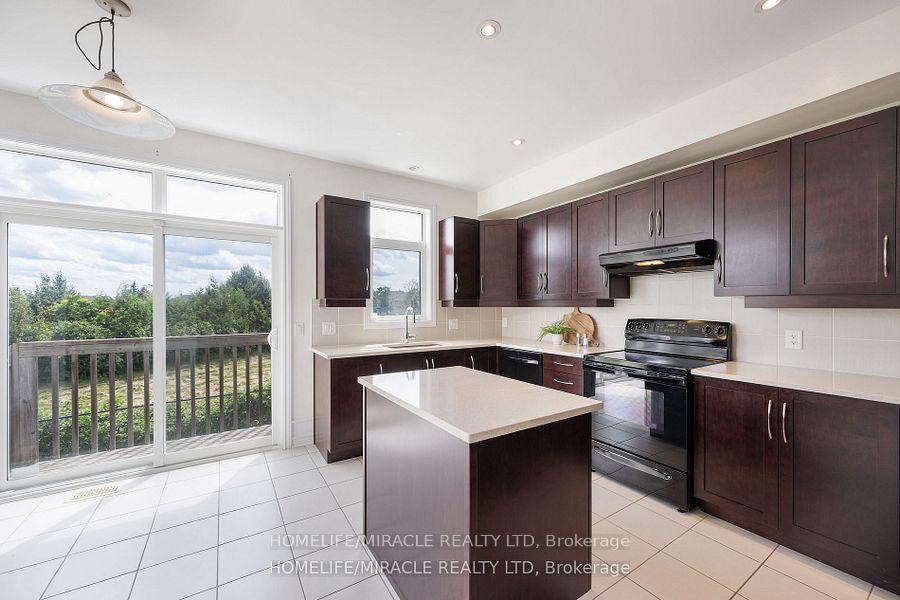 Photo 18 of 632 Bridleglen Crescent, Ottawa, Kanata - Emerald Meadows/Trailwest — HOMEH