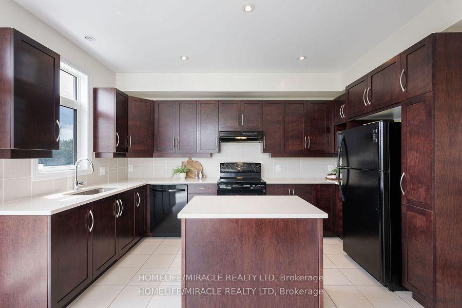 Photo 20 of 632 Bridleglen Crescent, Ottawa, Kanata - Emerald Meadows/Trailwest — HOMEH