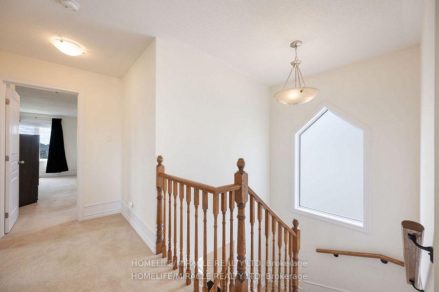 Photo 23 of 632 Bridleglen Crescent, Ottawa, Kanata - Emerald Meadows/Trailwest — HOMEH