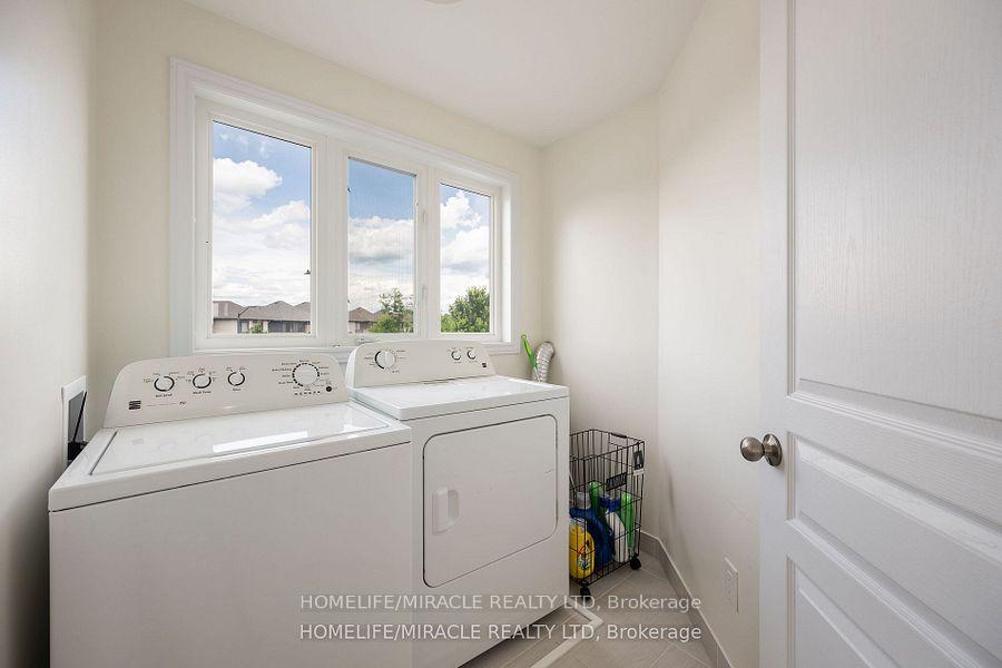 Photo 25 of 632 Bridleglen Crescent, Ottawa, Kanata - Emerald Meadows/Trailwest — HOMEH