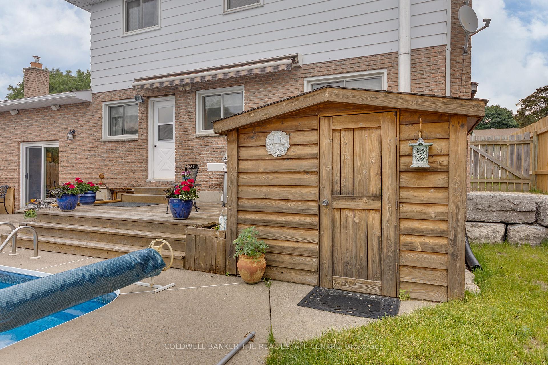 Photo 9 of 638 Norman Crescent, Midland — HOMEH