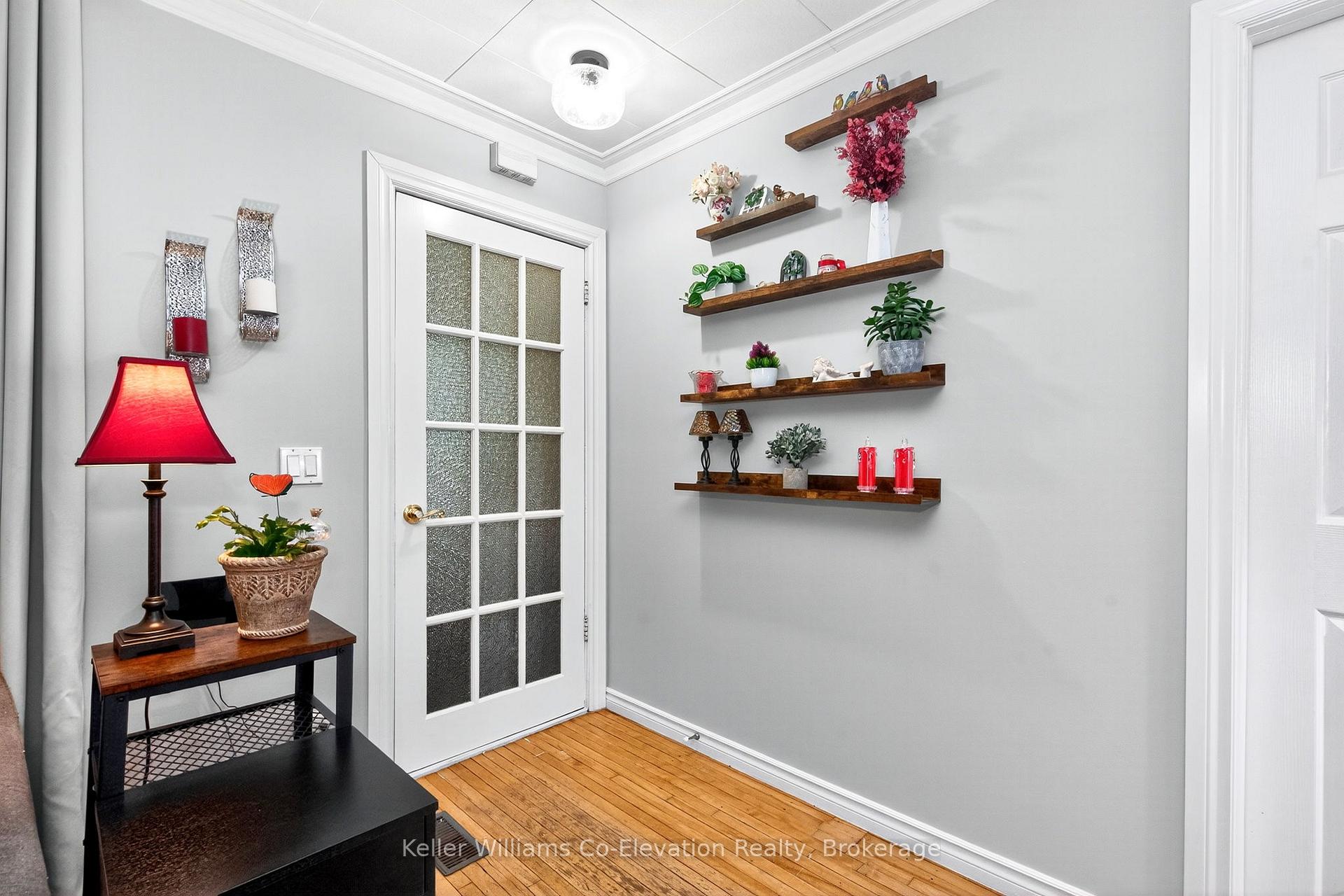 Photo 5 of 303 William Street, Midland — HOMEH