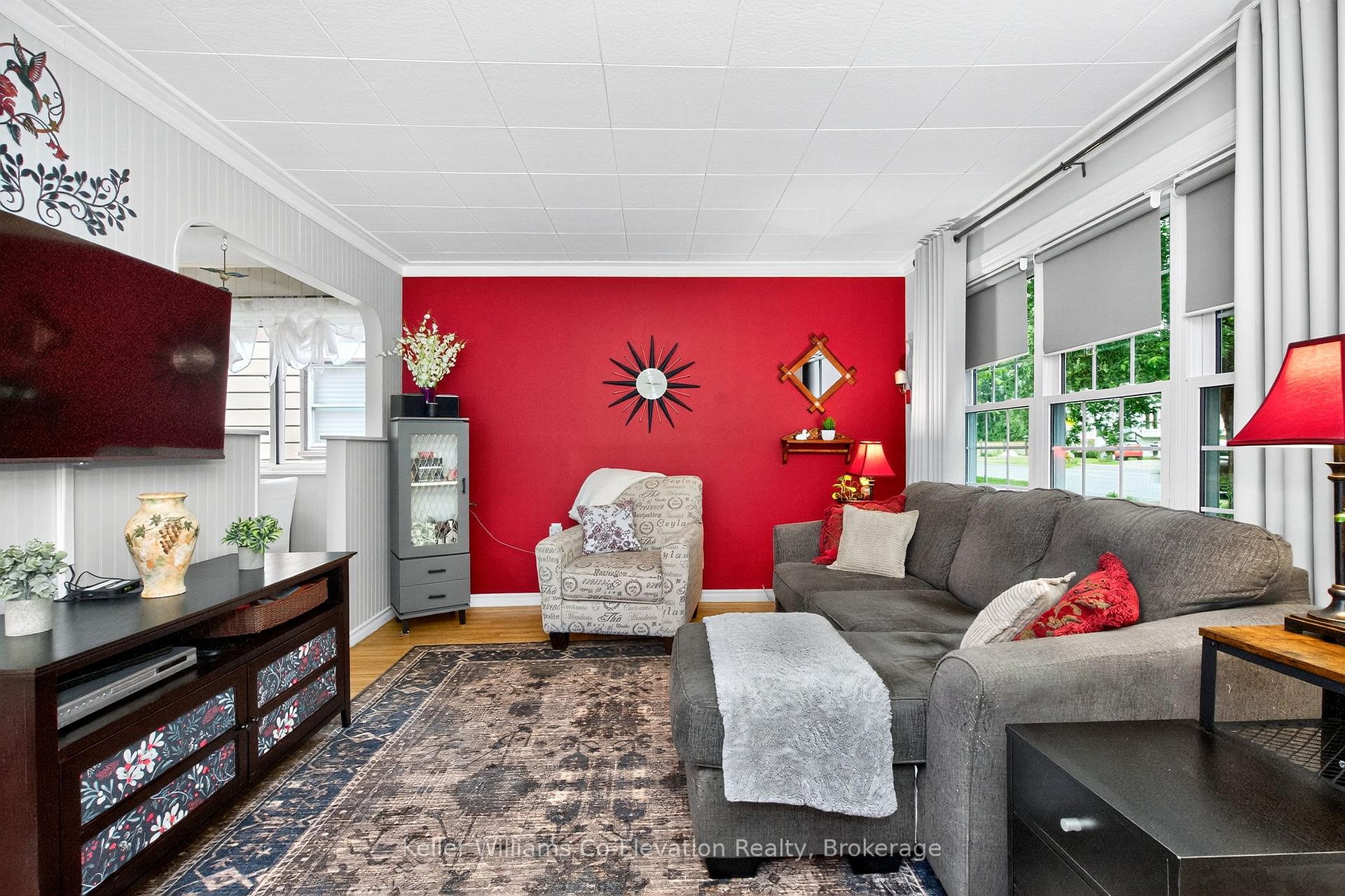 Photo 9 of 303 William Street, Midland — HOMEH