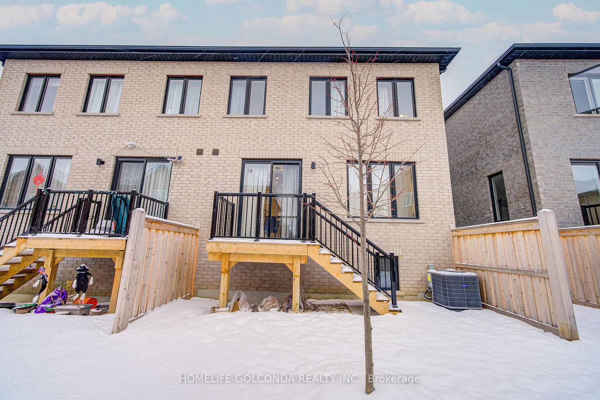 Photo 5 of 14 Arthur White Lane, Markham, Wismer — HOMEH