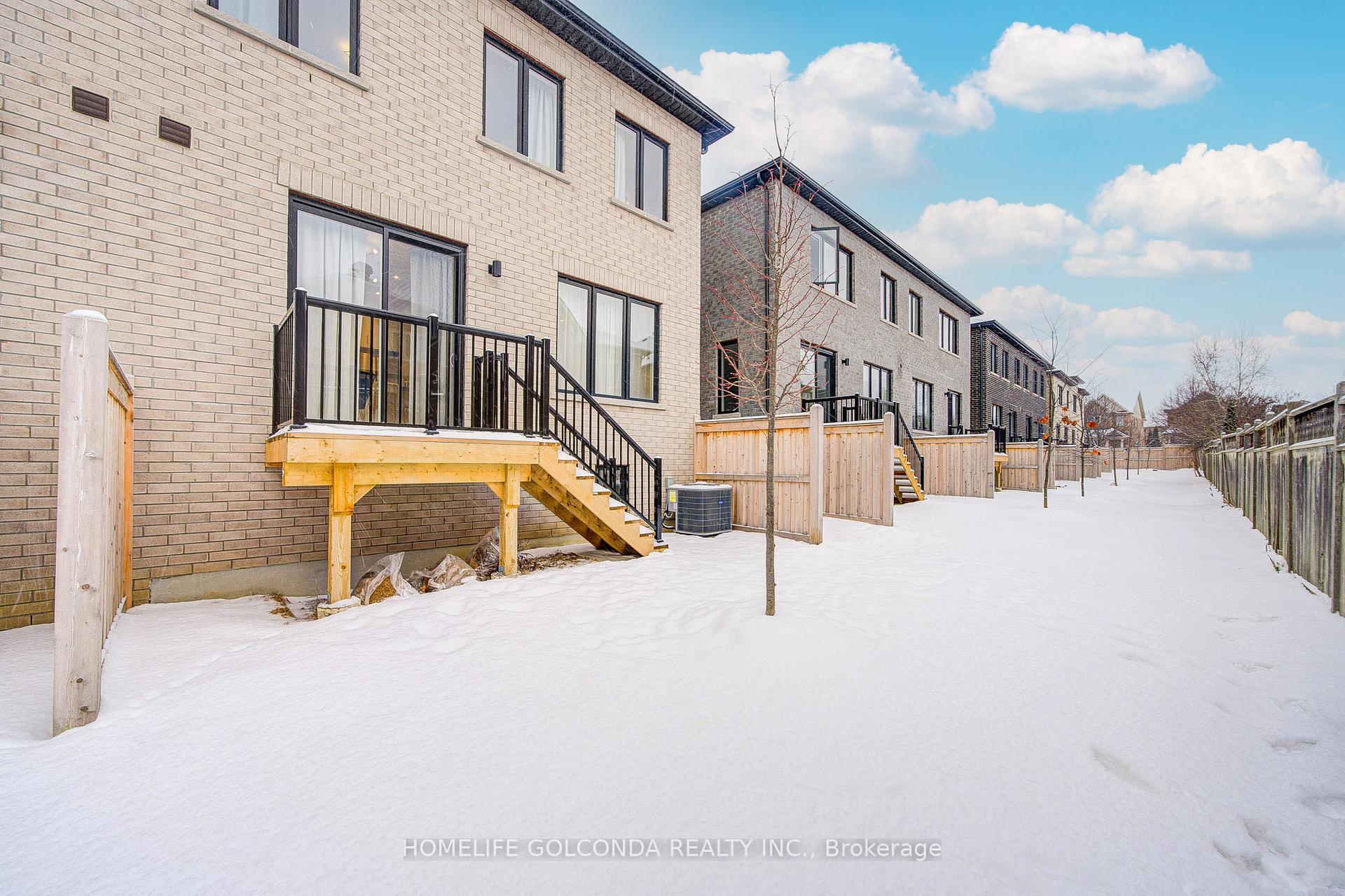 Photo 7 of 14 Arthur White Lane, Markham, Wismer — HOMEH