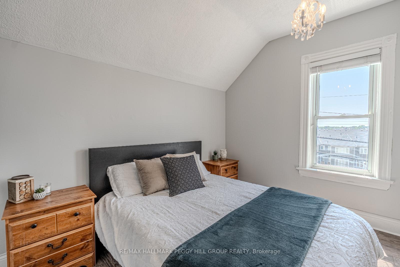 Photo 14 of 1046 Harbourview Drive, Midland — HOMEH