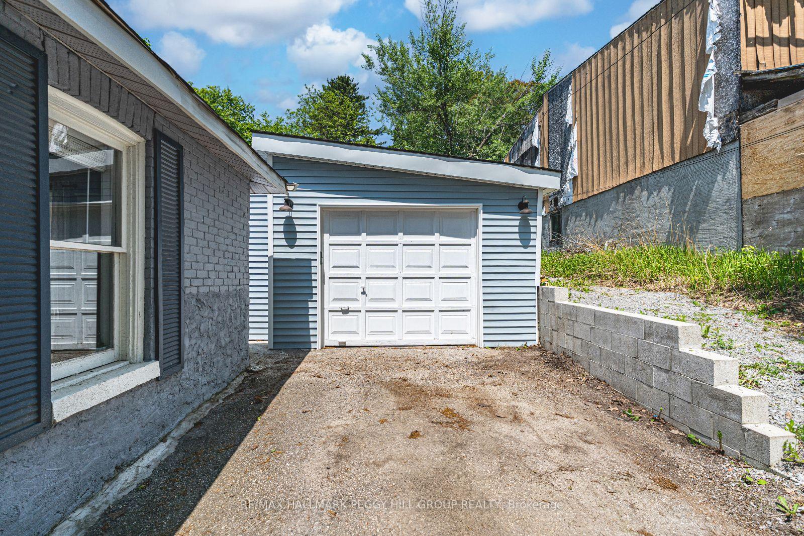 Photo 23 of 1046 Harbourview Drive, Midland — HOMEH