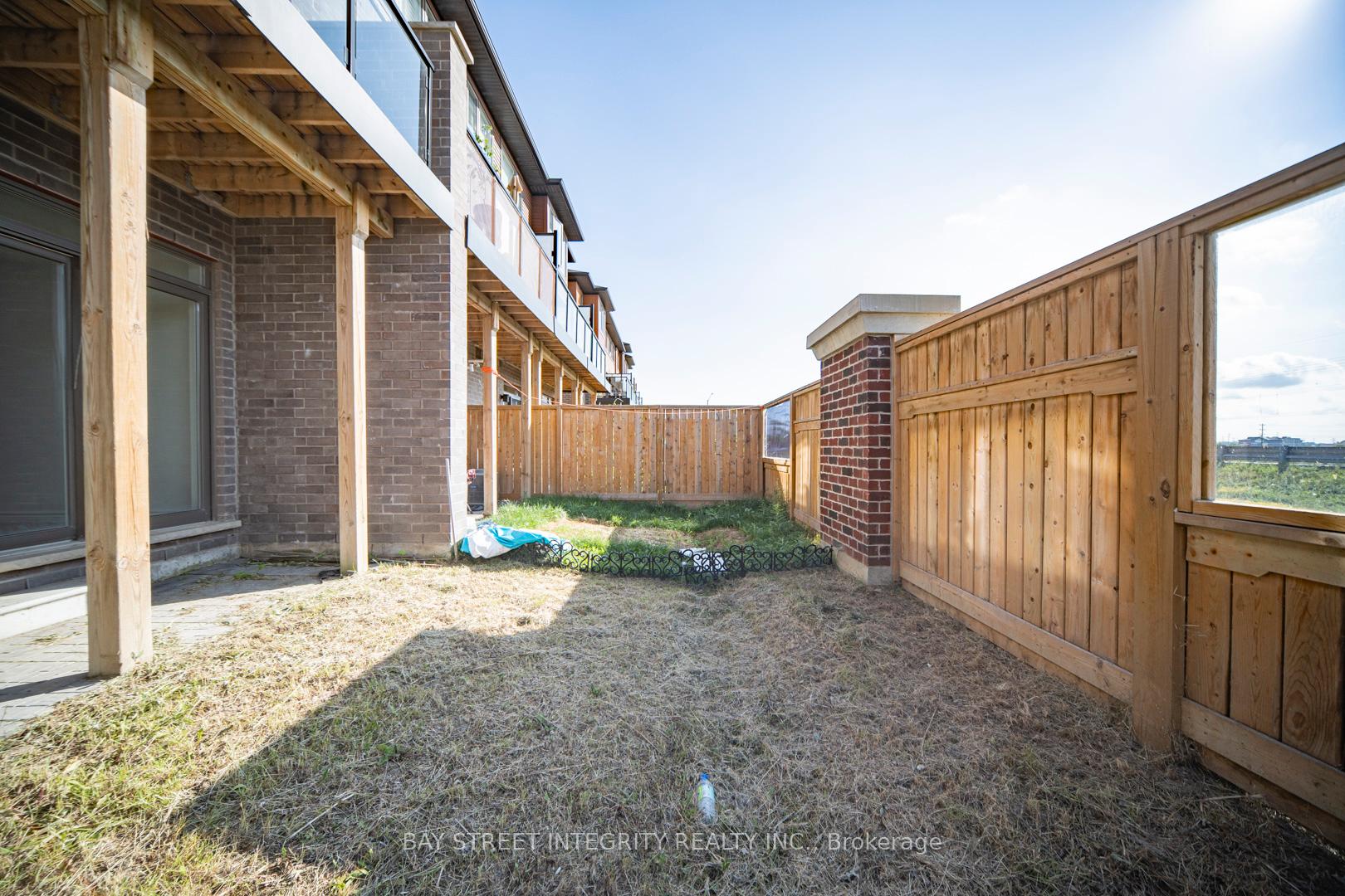 Photo 5 of Unit U246, 30 Times Square Boulevard, Hamilton, Albion Falls — HOMEH