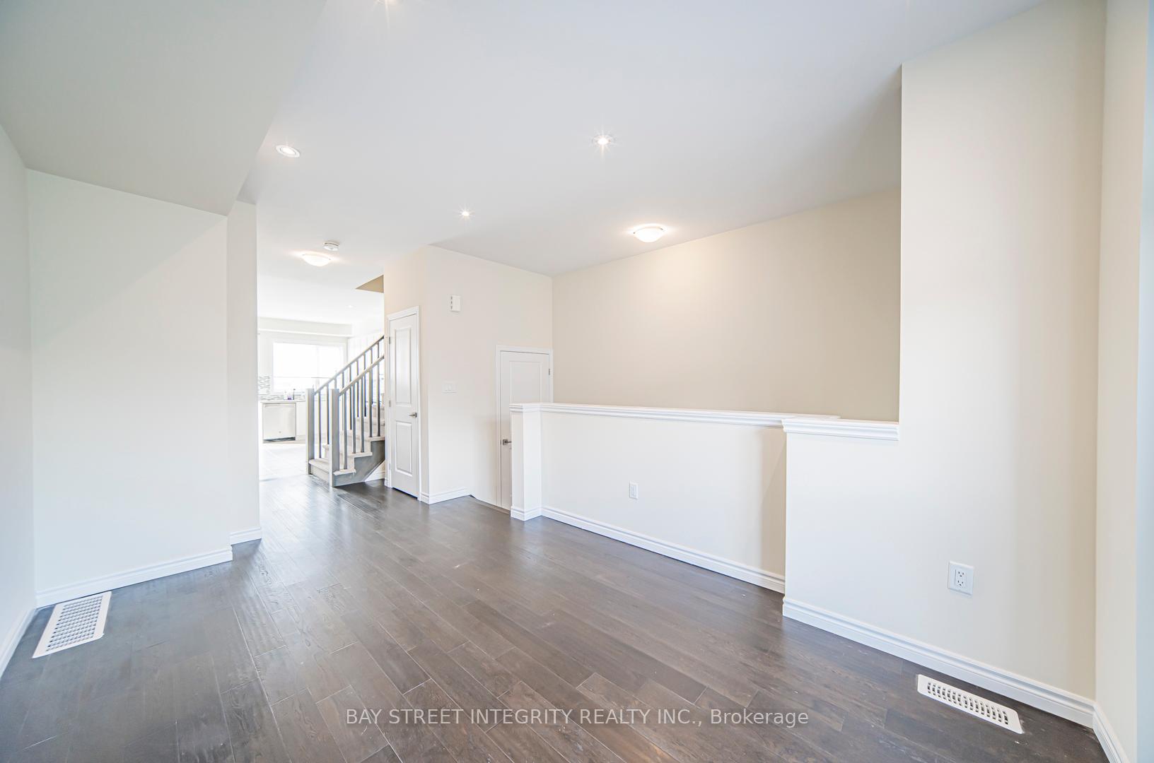 Photo 8 of Unit U246, 30 Times Square Boulevard, Hamilton, Albion Falls — HOMEH