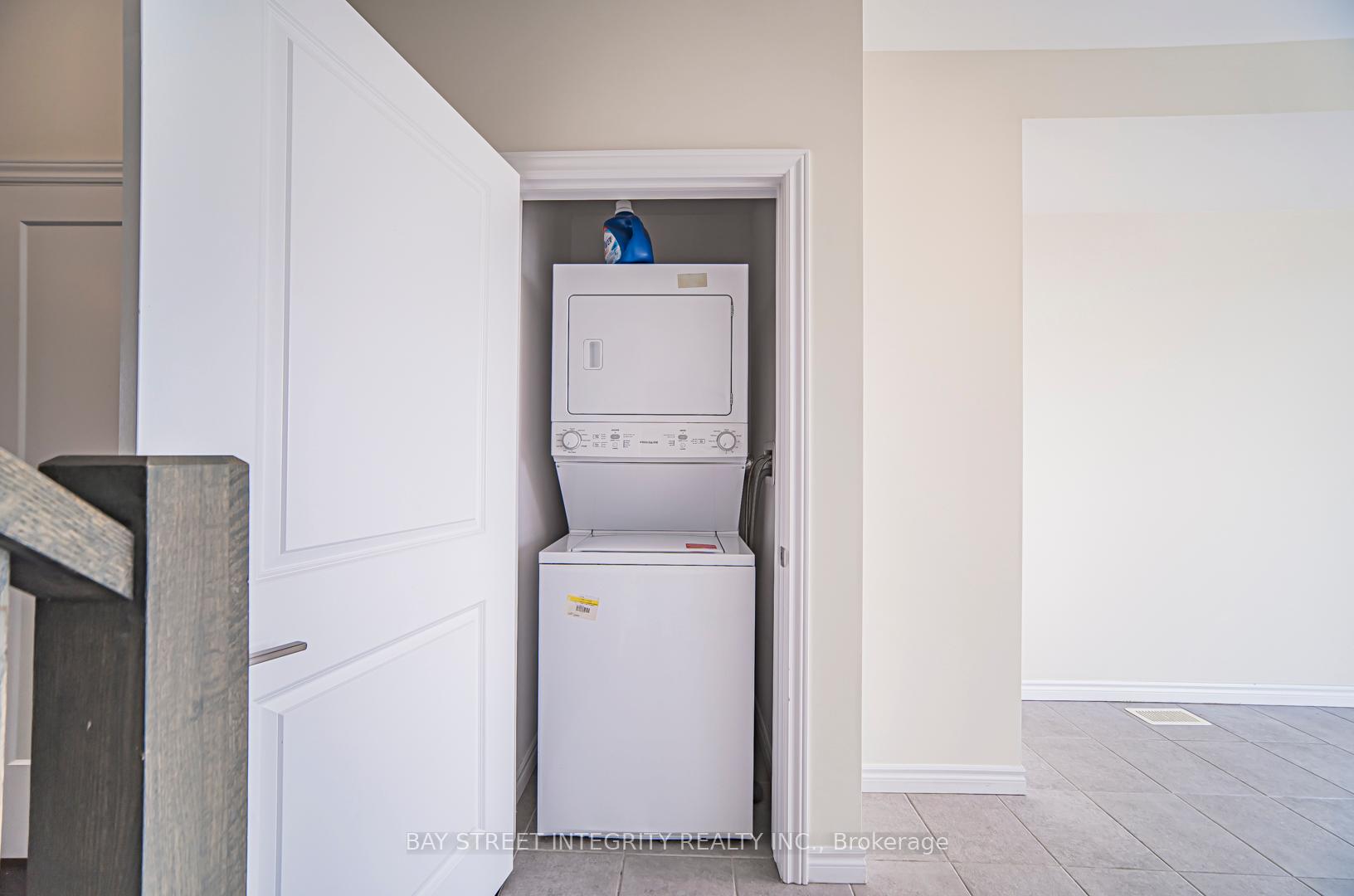 Photo 13 of Unit U246, 30 Times Square Boulevard, Hamilton, Albion Falls — HOMEH