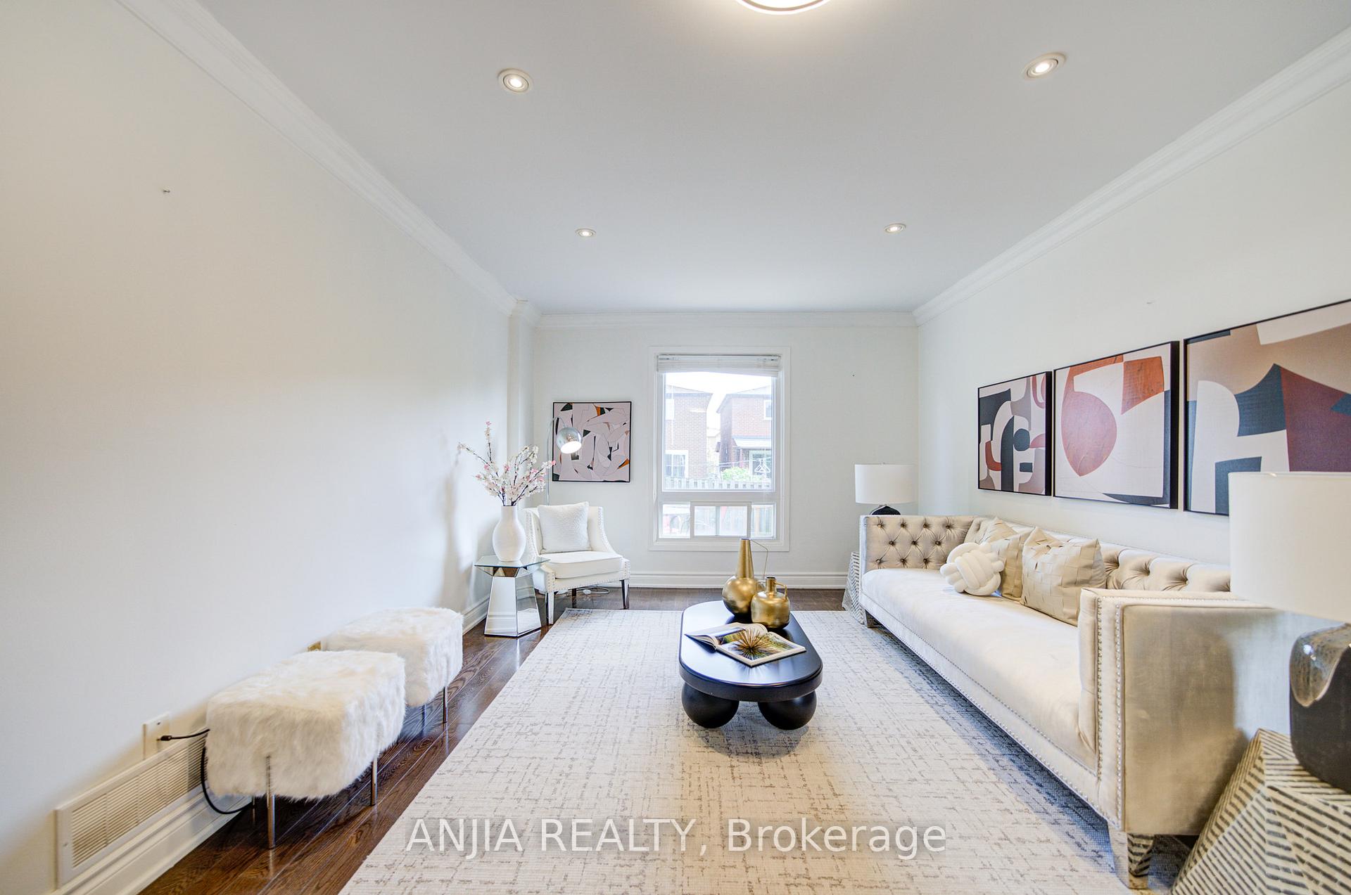 Photo 17 of 19 Dunbar Crescent, Markham, Milliken Mills East — HOMEH
