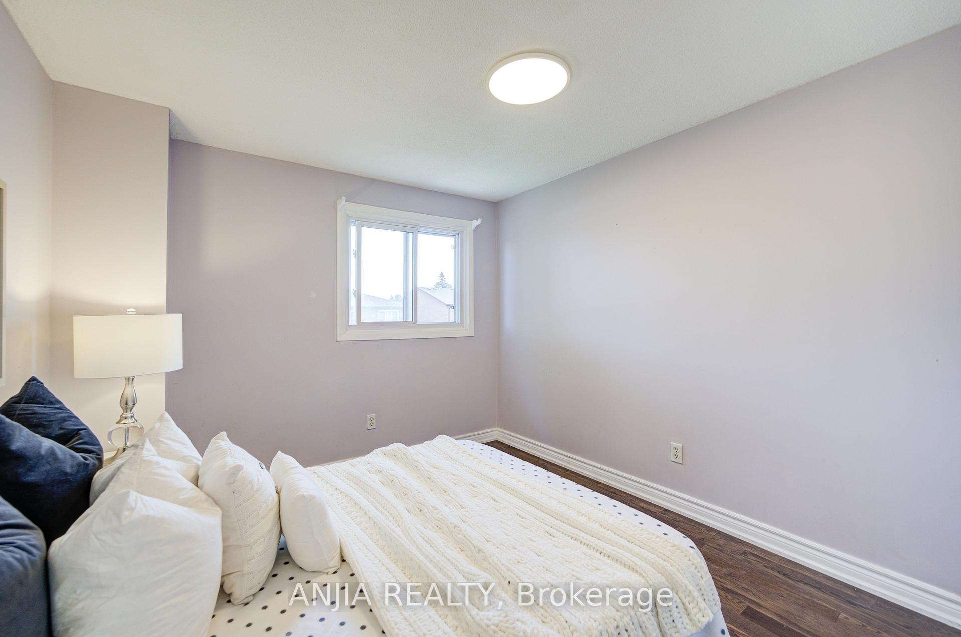 Photo 29 of 19 Dunbar Crescent, Markham, Milliken Mills East — HOMEH