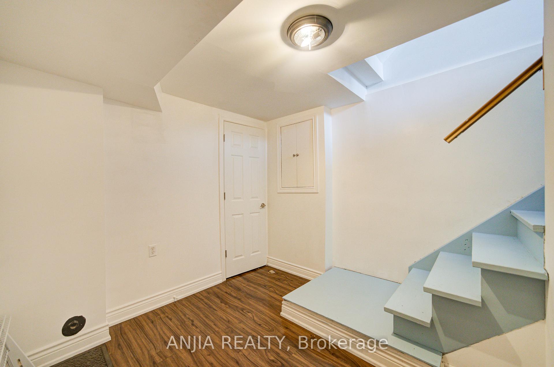 Photo 38 of 19 Dunbar Crescent, Markham, Milliken Mills East — HOMEH