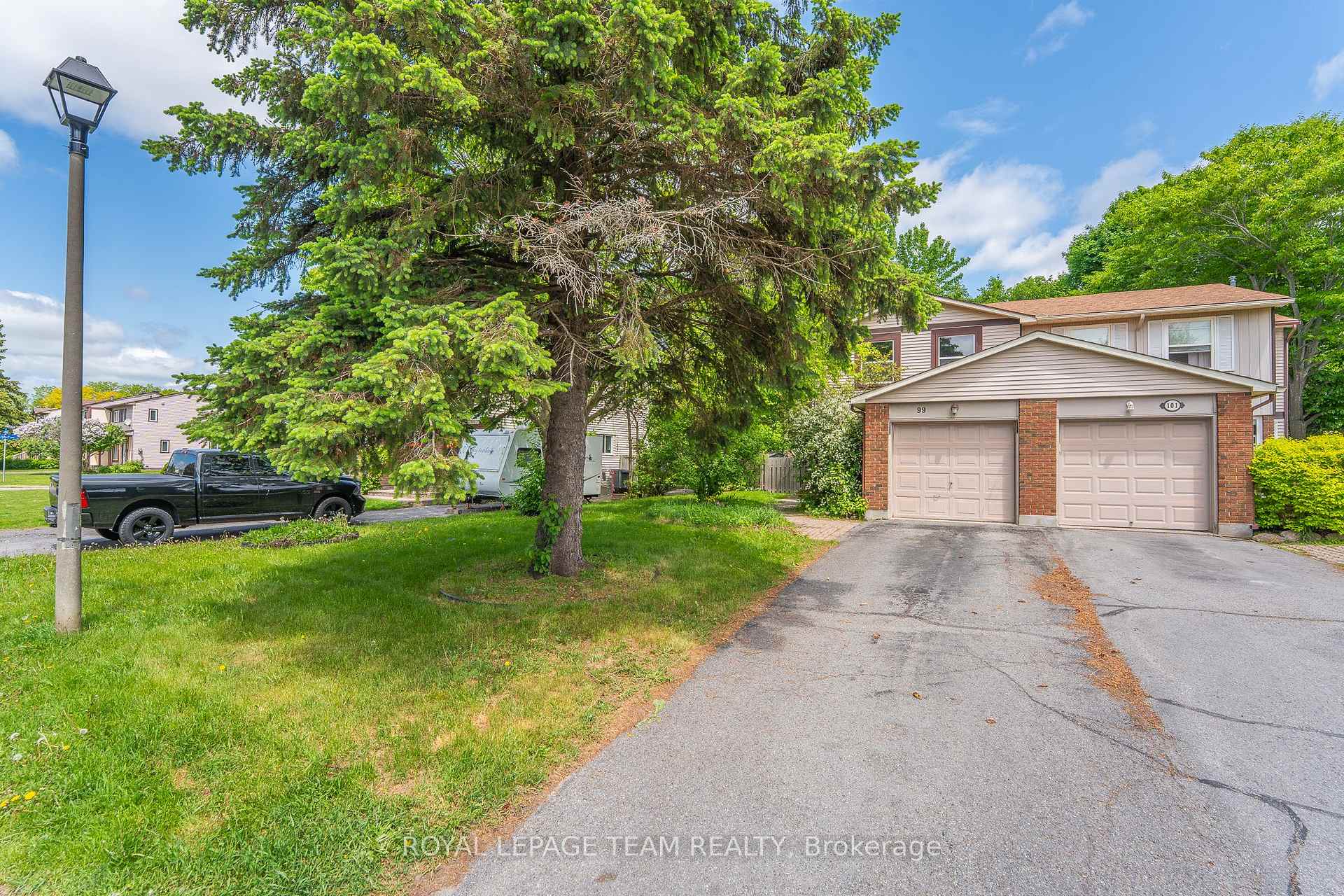 Photo 2 of 99 Seabrooke Drive, Ottawa, Kanata - Glencairn/Hazeldean — HOMEH