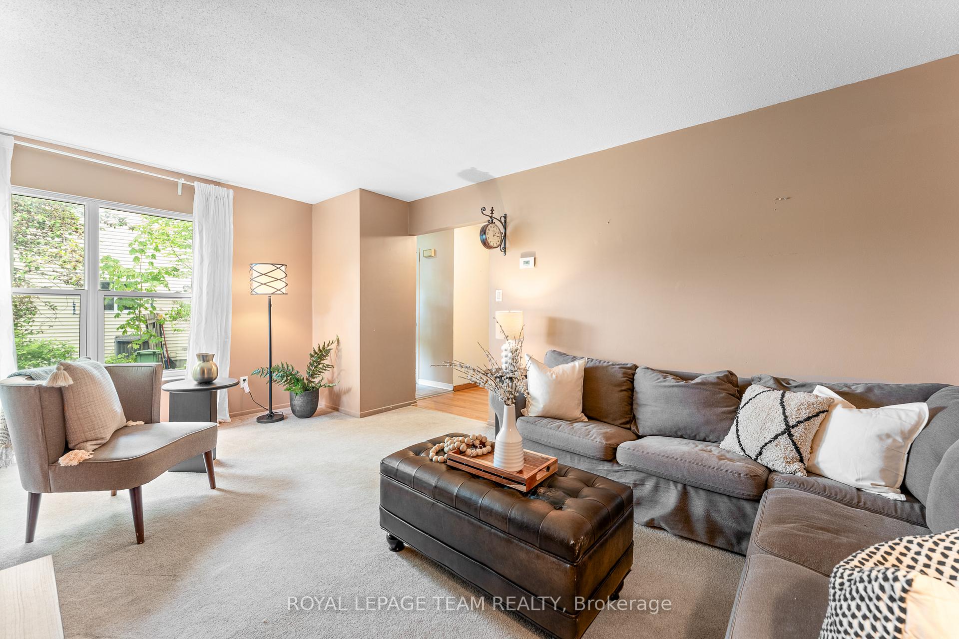 Photo 23 of 99 Seabrooke Drive, Ottawa, Kanata - Glencairn/Hazeldean — HOMEH
