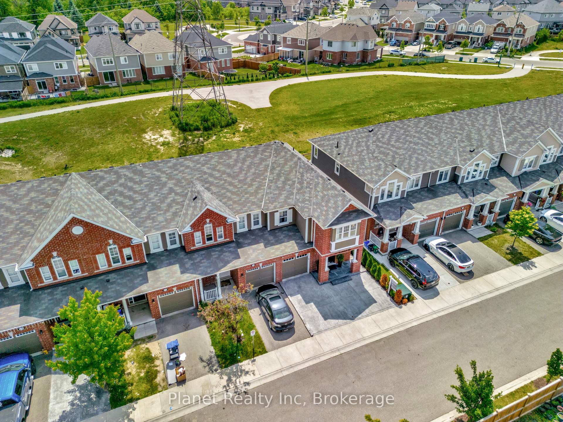 Photo 4 of 212 Waterbrook Lane, Kitchener — HOMEH