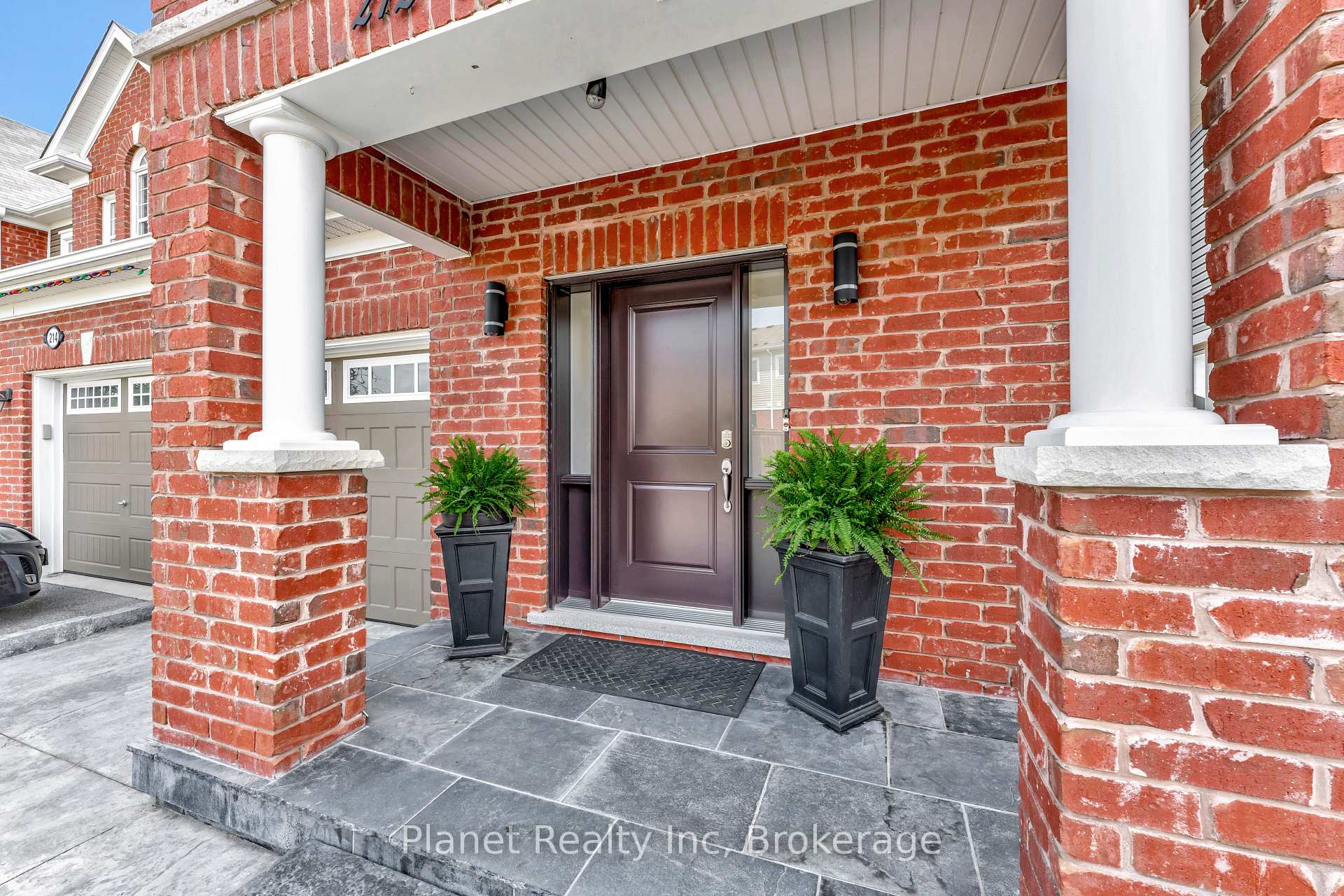 Photo 5 of 212 Waterbrook Lane, Kitchener — HOMEH