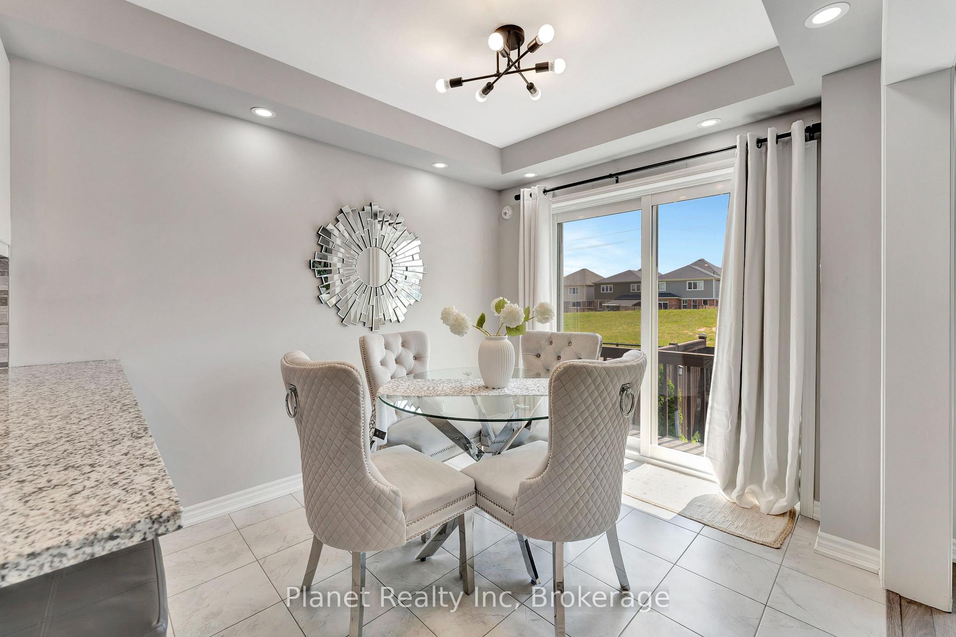 Photo 9 of 212 Waterbrook Lane, Kitchener — HOMEH