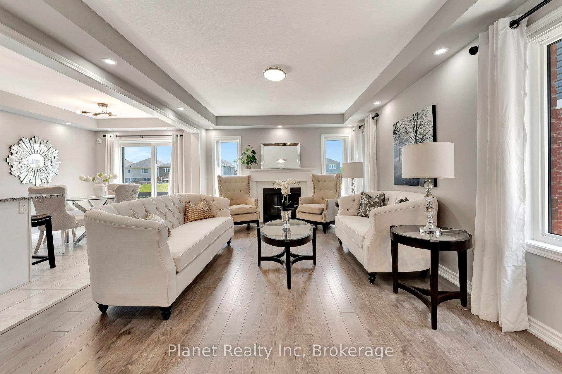 Photo 11 of 212 Waterbrook Lane, Kitchener — HOMEH