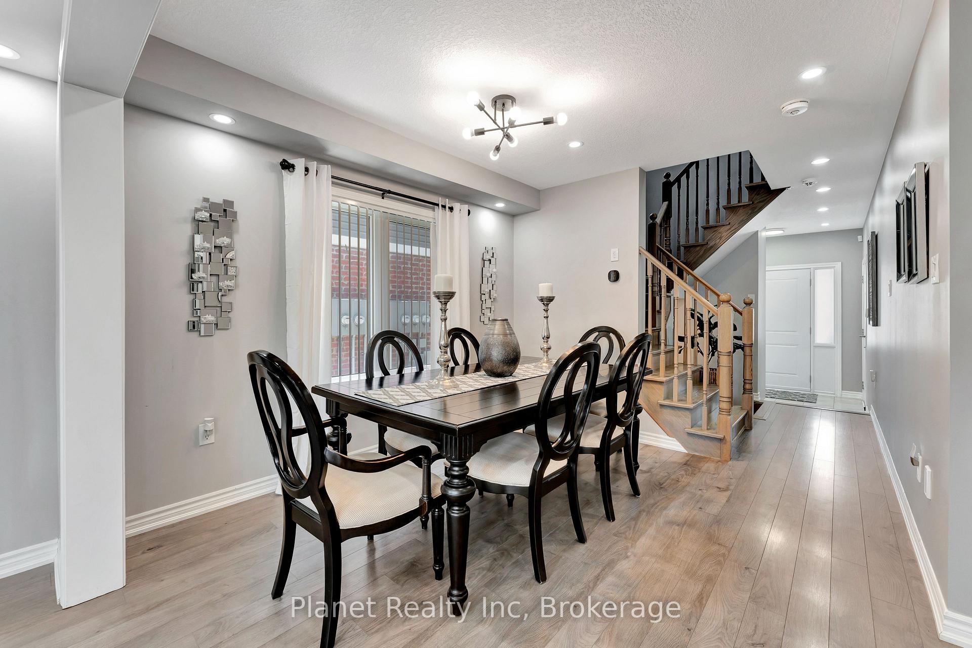 Photo 12 of 212 Waterbrook Lane, Kitchener — HOMEH