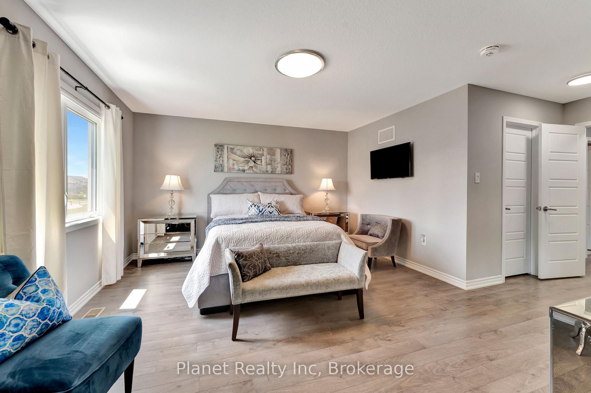Photo 15 of 212 Waterbrook Lane, Kitchener — HOMEH