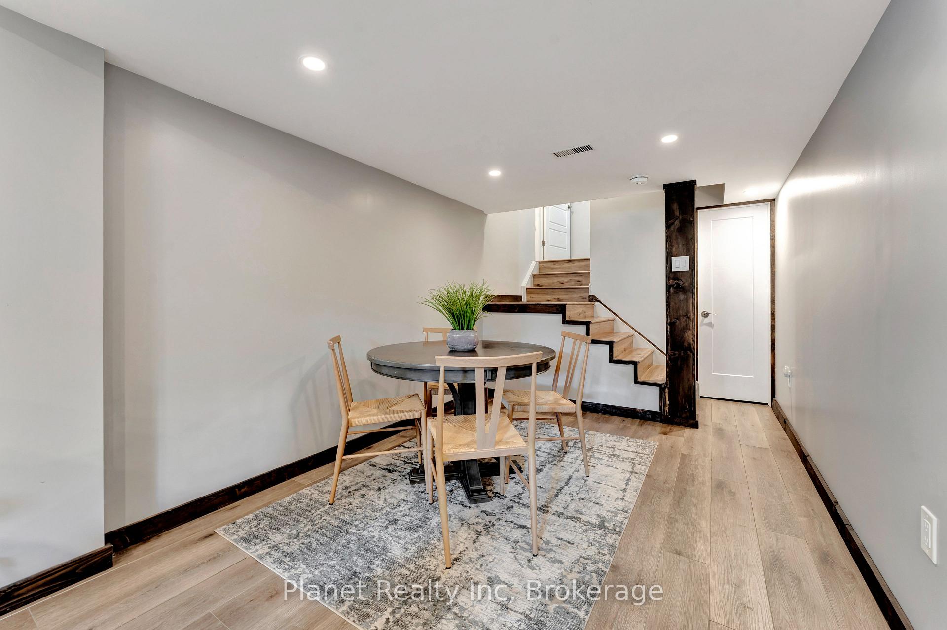 Photo 21 of 212 Waterbrook Lane, Kitchener — HOMEH