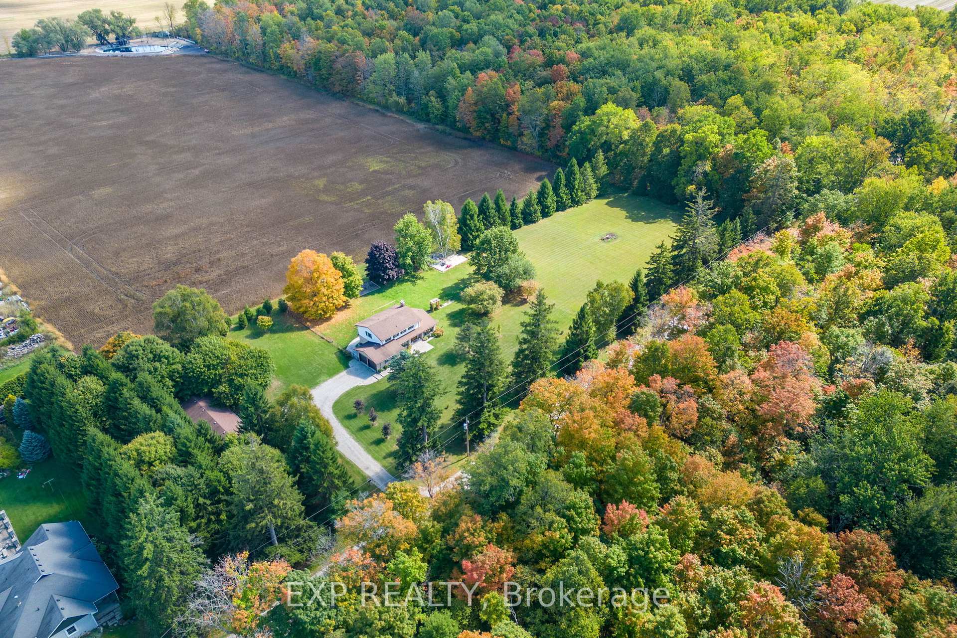 Photo 5 of 22882 Vanneck Road, Middlesex Centre, Rural Middlesex Centre — HOMEH