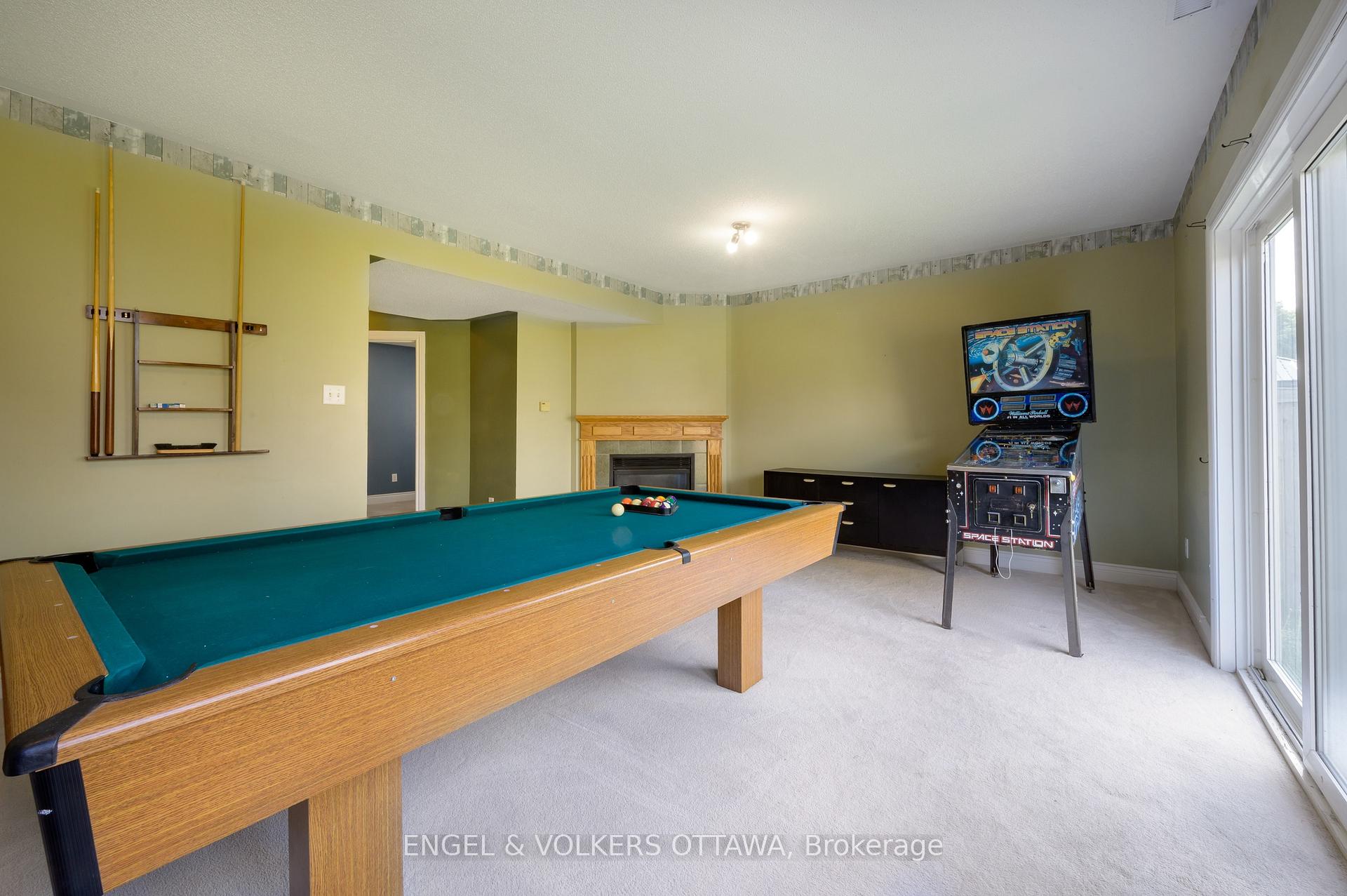 Photo 24 of 43 Castle Glen Crescent, Ottawa, Kanata - Glencairn/Hazeldean — HOMEH