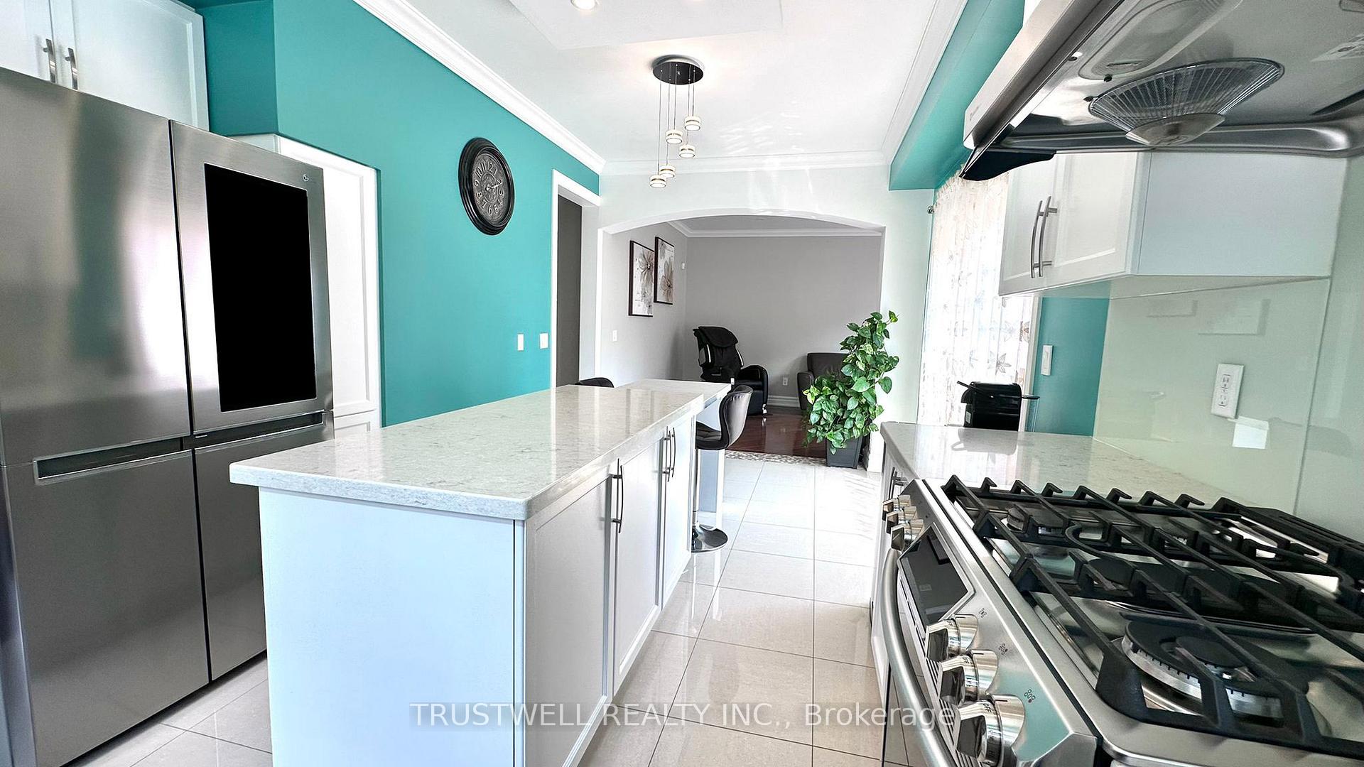 Photo 15 of 57 Emery Hill Boulevard, Markham, Berczy — HOMEH