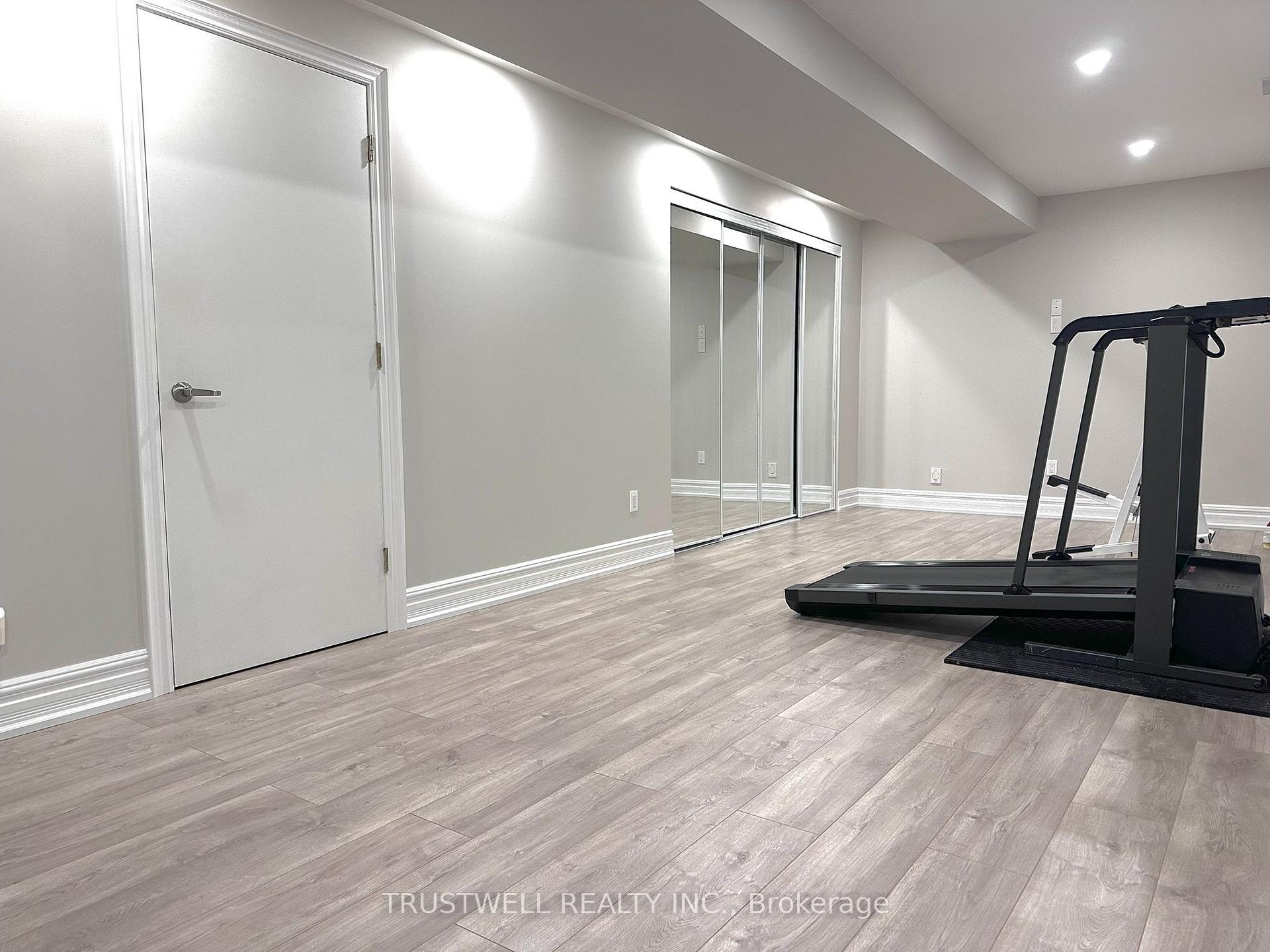 Photo 32 of 57 Emery Hill Boulevard, Markham, Berczy — HOMEH