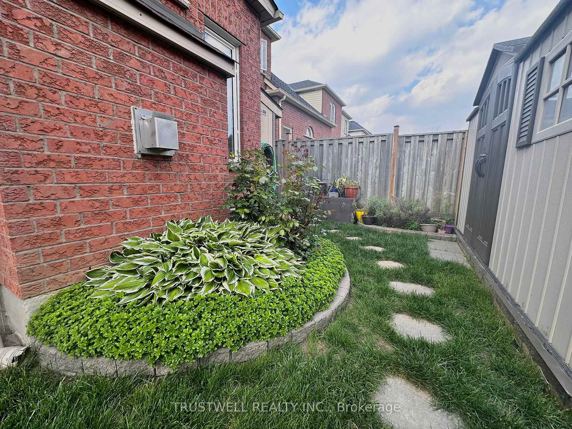 Photo 40 of 57 Emery Hill Boulevard, Markham, Berczy — HOMEH