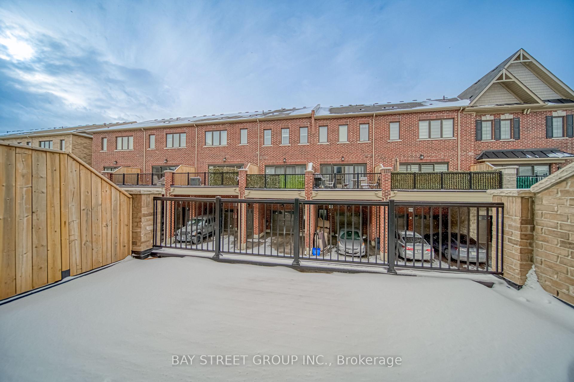 Photo 16 of 62 Mannar Drive, Markham, Victoria Square — HOMEH