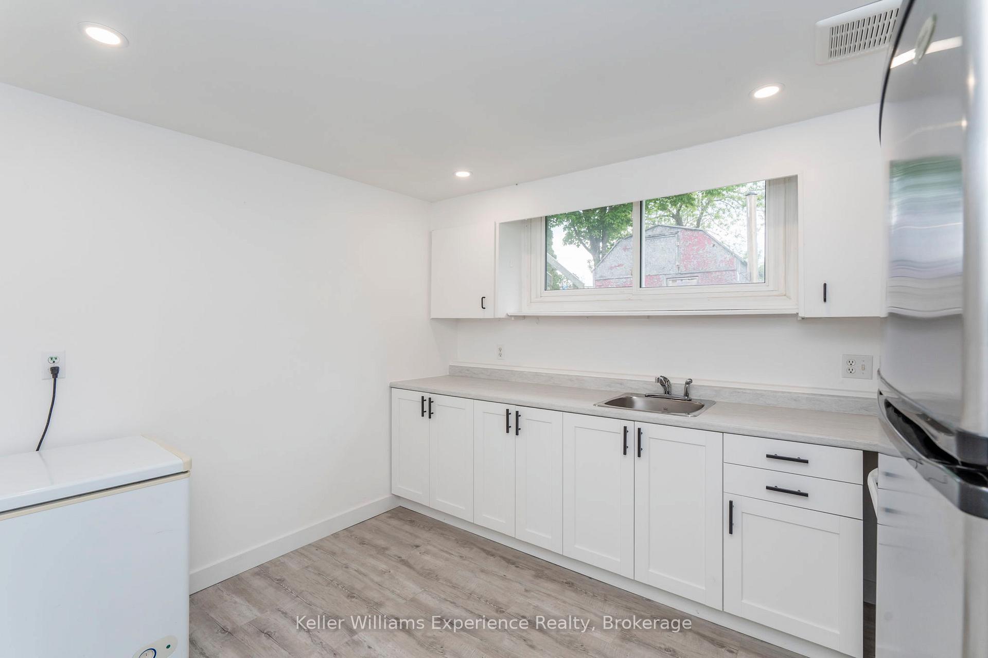 Photo 18 of 258 Ruby Street, Midland — HOMEH
