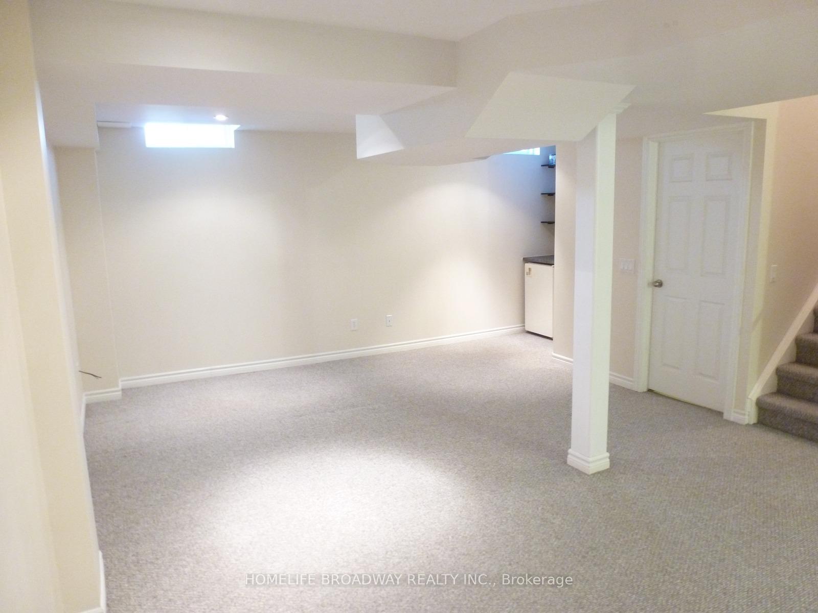 Photo 9 of 102 Emery Hill Boulevard, Markham, Berczy — HOMEH