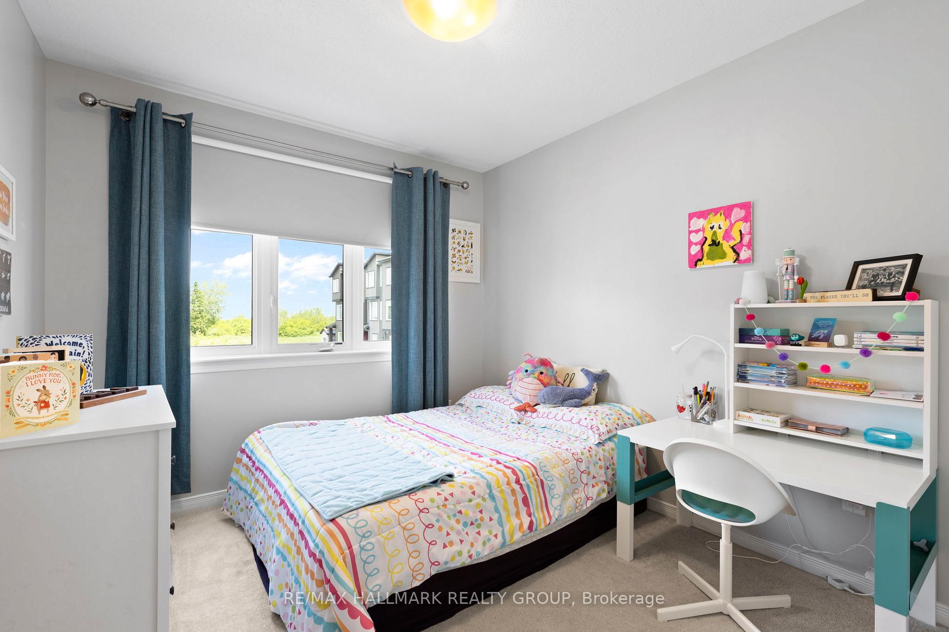 Photo 21 of 243 Livery Street, Ottawa, Kanata - Emerald Meadows/Trailwest — HOMEH