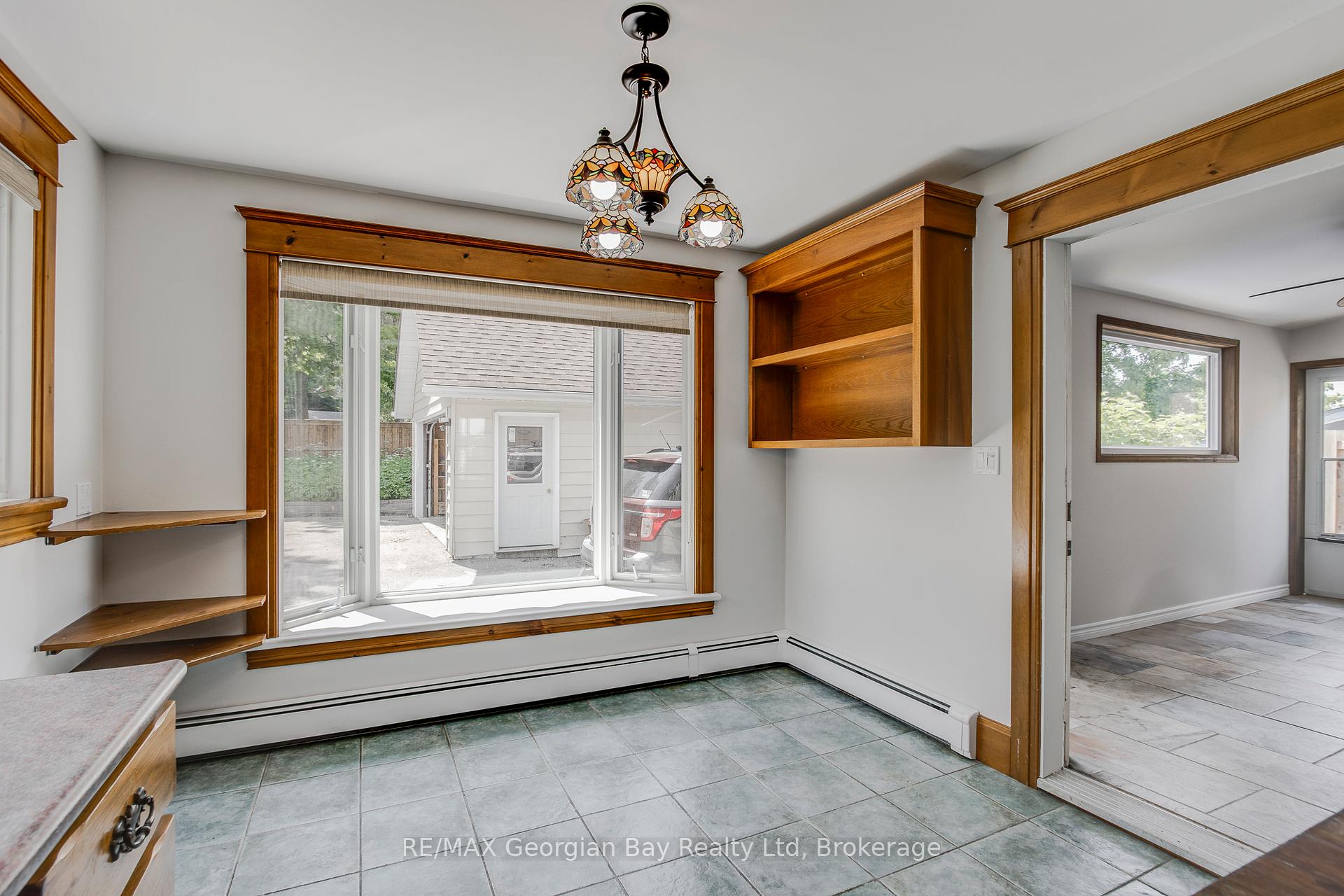 Photo 19 of 324 Second Street, Midland — HOMEH