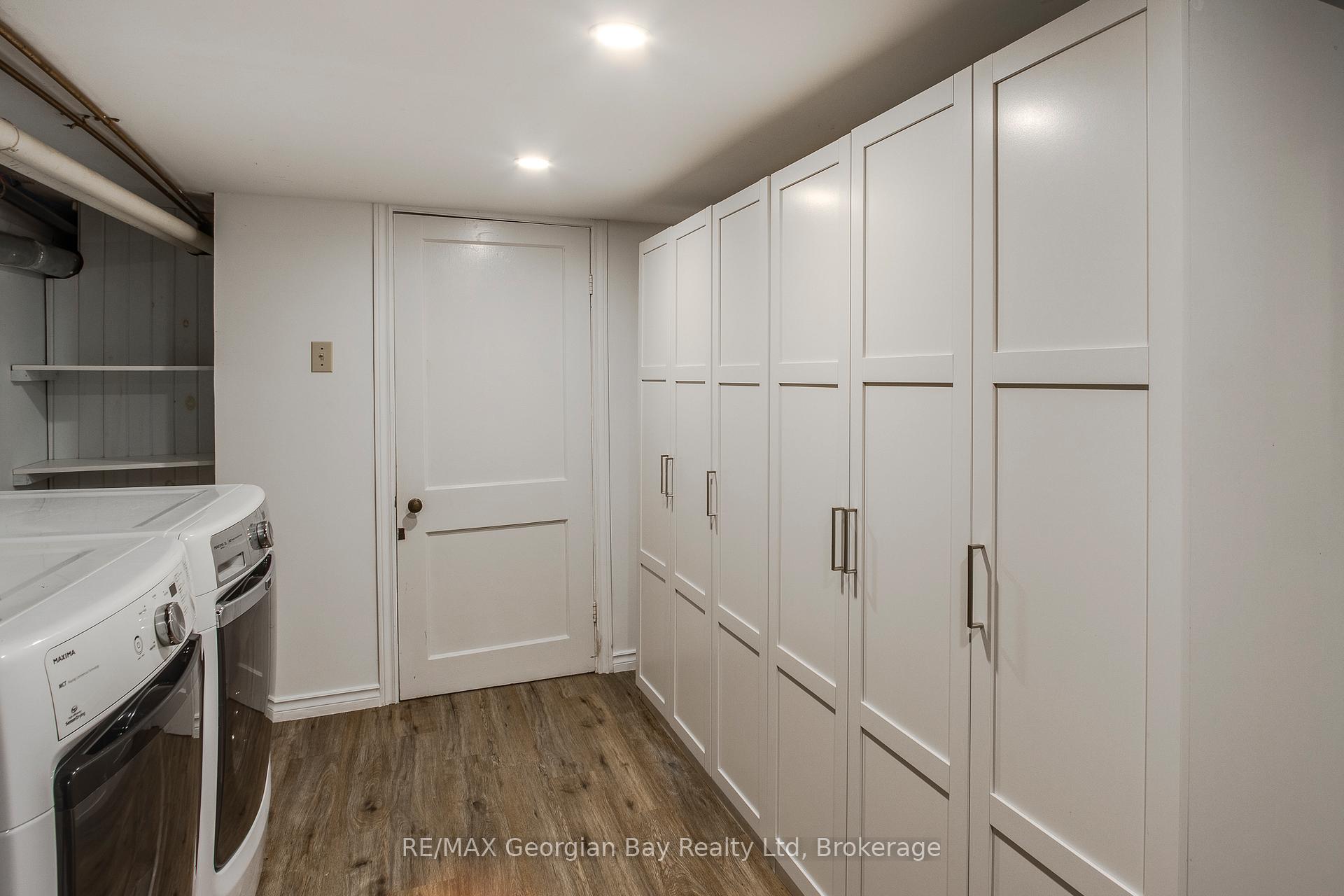 Photo 39 of 324 Second Street, Midland — HOMEH