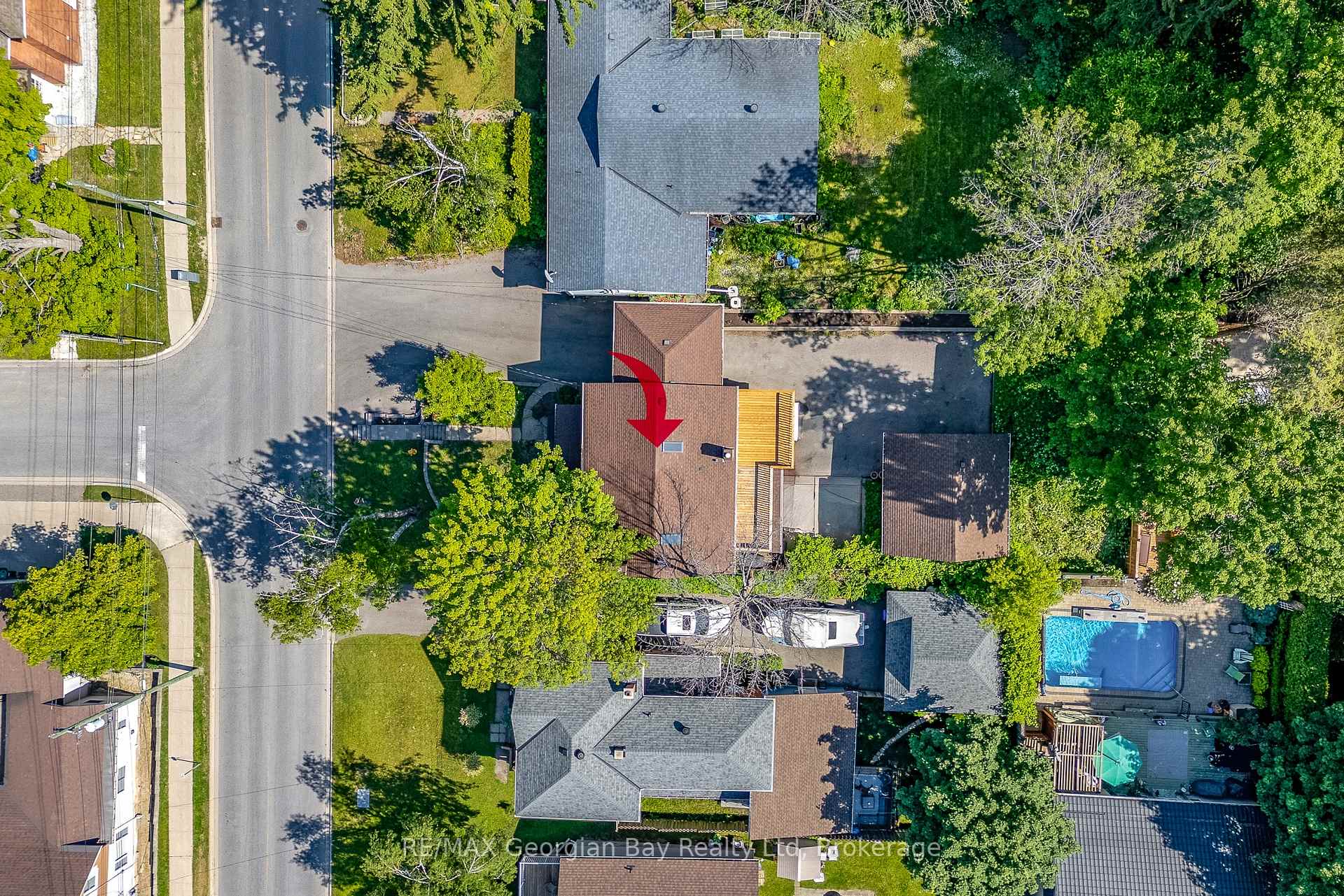 Photo 45 of 324 Second Street, Midland — HOMEH
