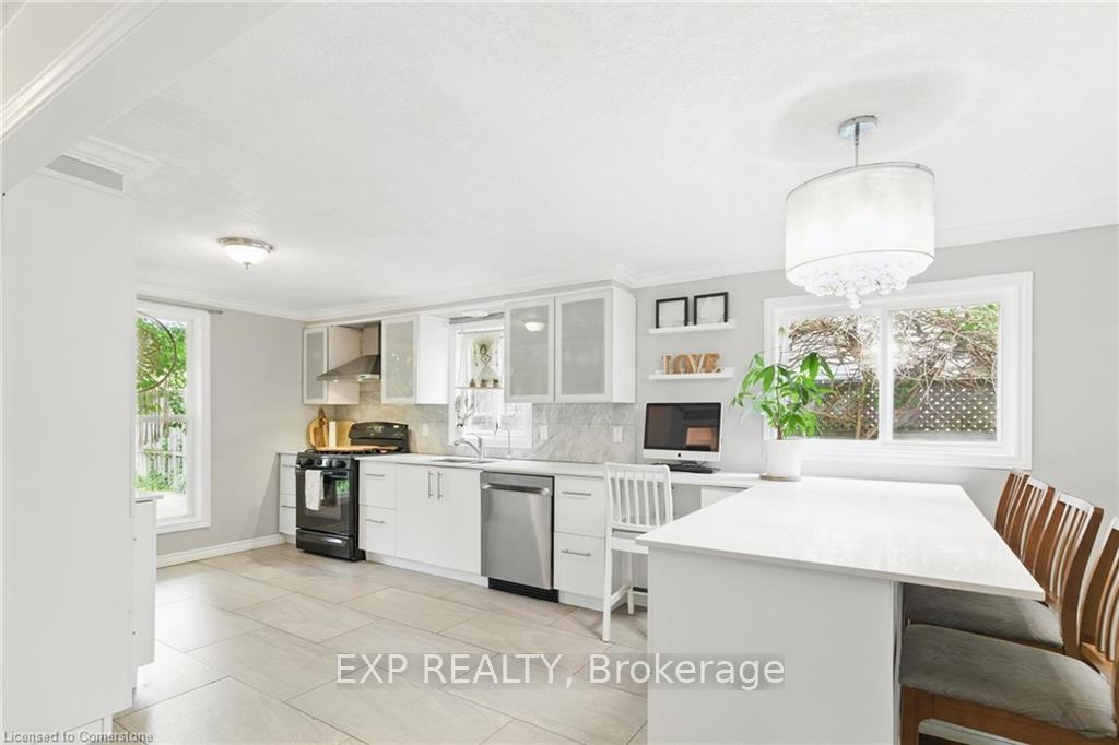 Photo 1 of 147 Rolling Meadows Drive, Kitchener — HOMEH