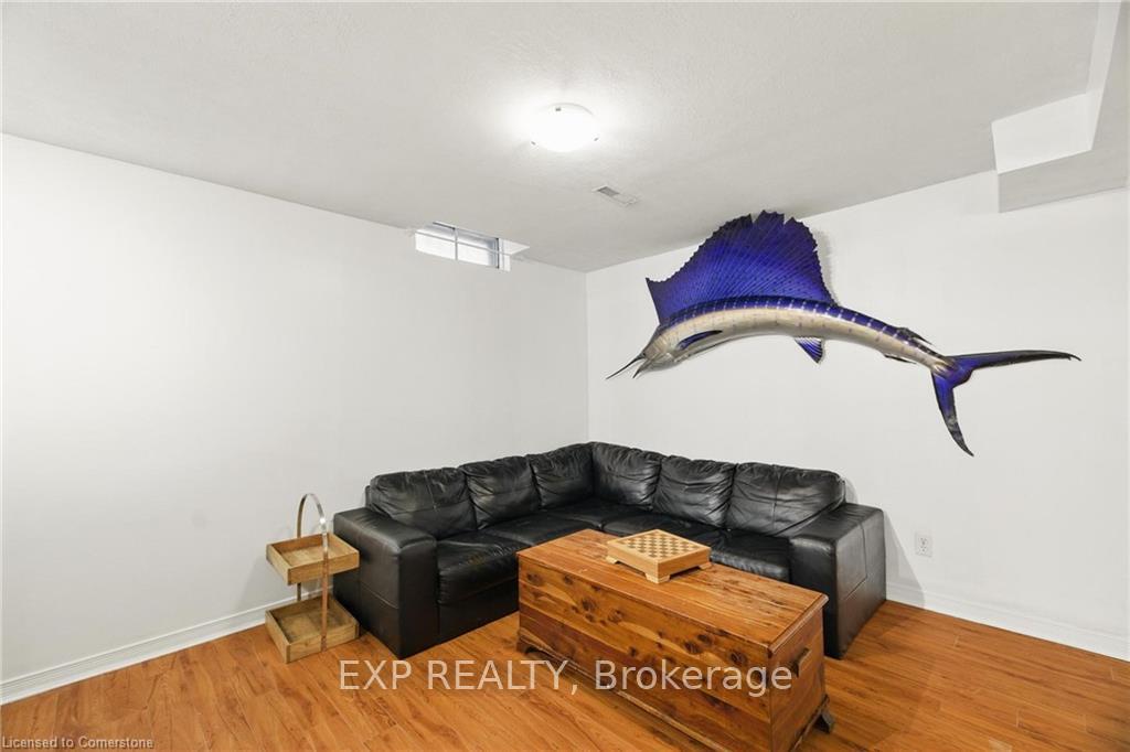 Photo 23 of 147 Rolling Meadows Drive, Kitchener — HOMEH