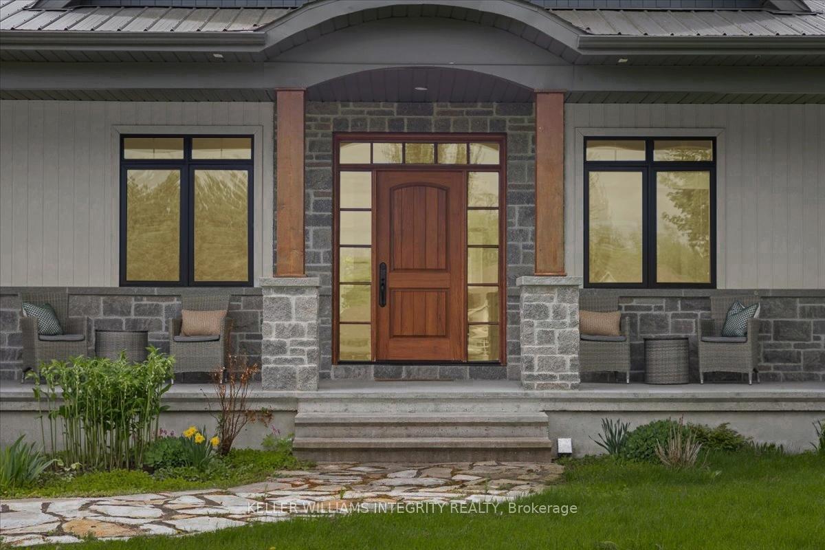 Photo 3 of 127 Beach Heights, Ottawa, Kanata - Kanata (North West) — HOMEH