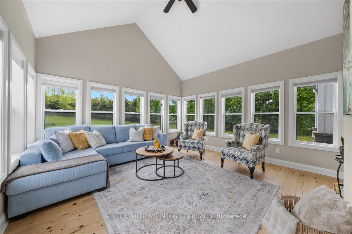 Photo 11 of 127 Beach Heights, Ottawa, Kanata - Kanata (North West) — HOMEH