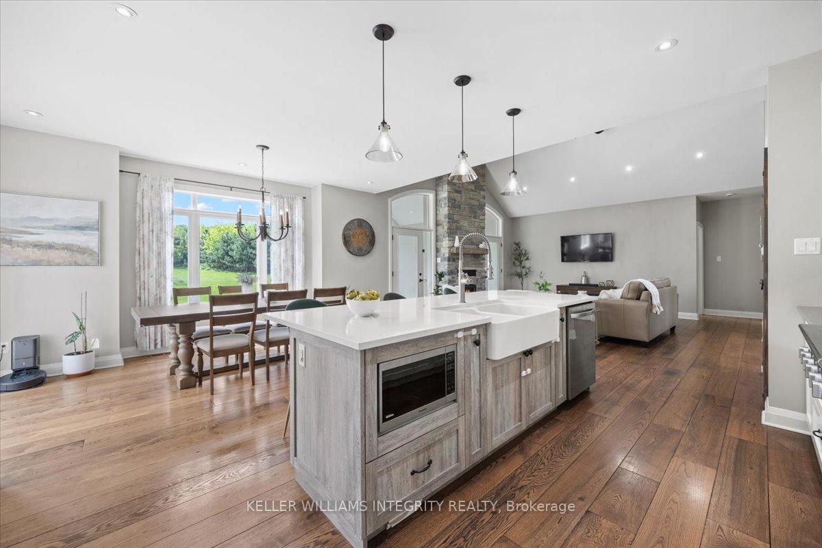 Photo 15 of 127 Beach Heights, Ottawa, Kanata - Kanata (North West) — HOMEH